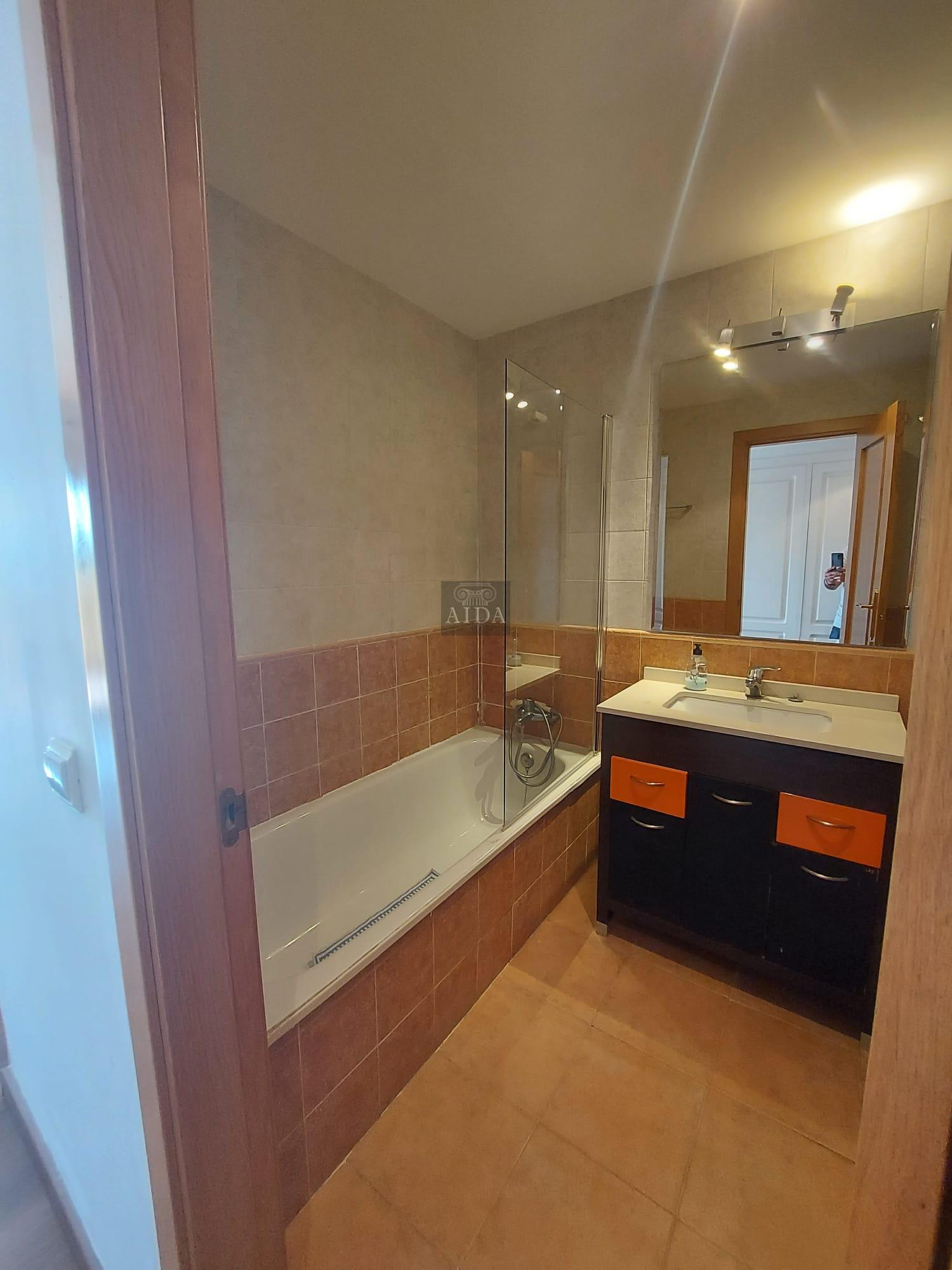 For sale of flat in Estepona