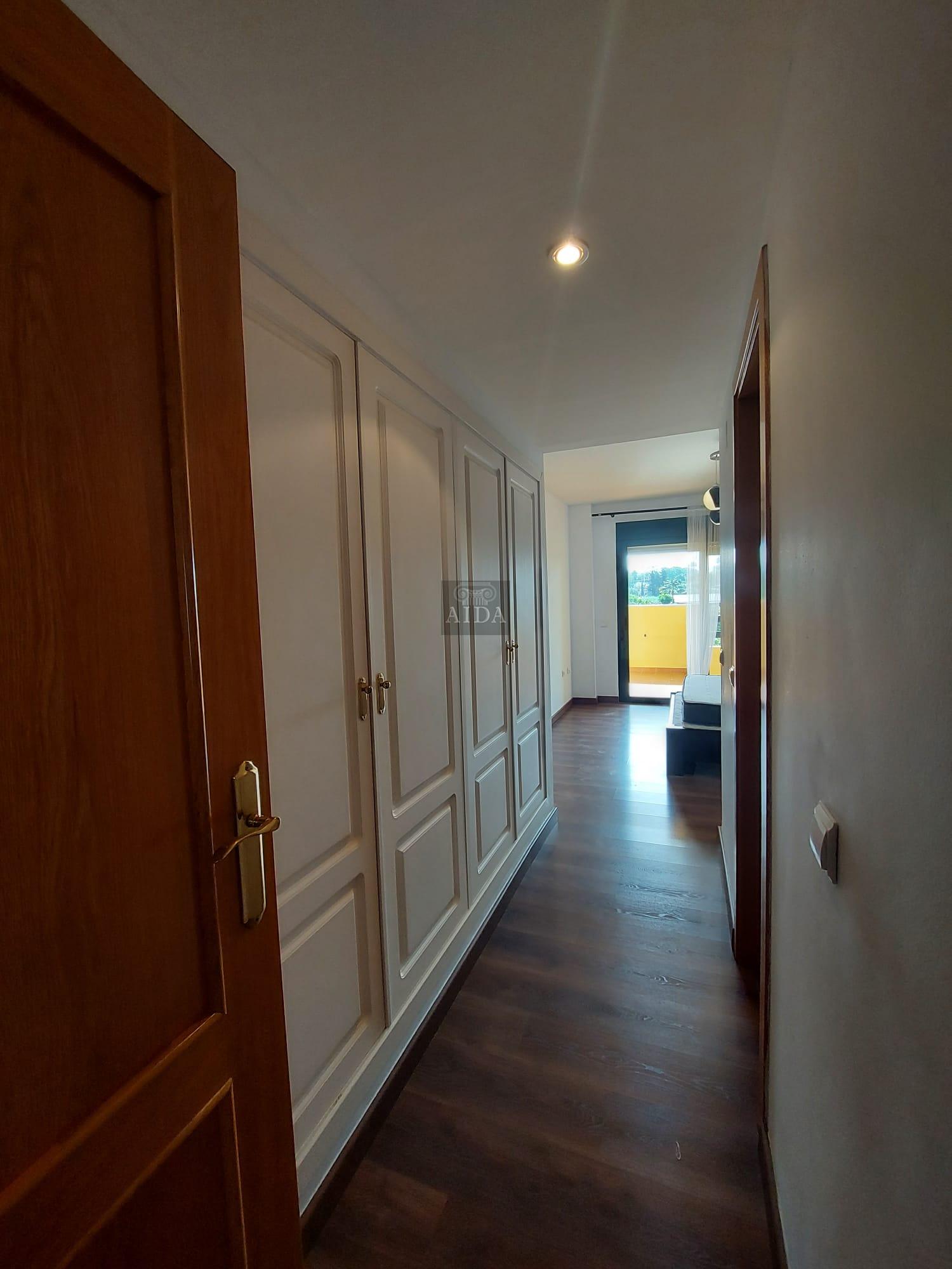 For sale of flat in Estepona