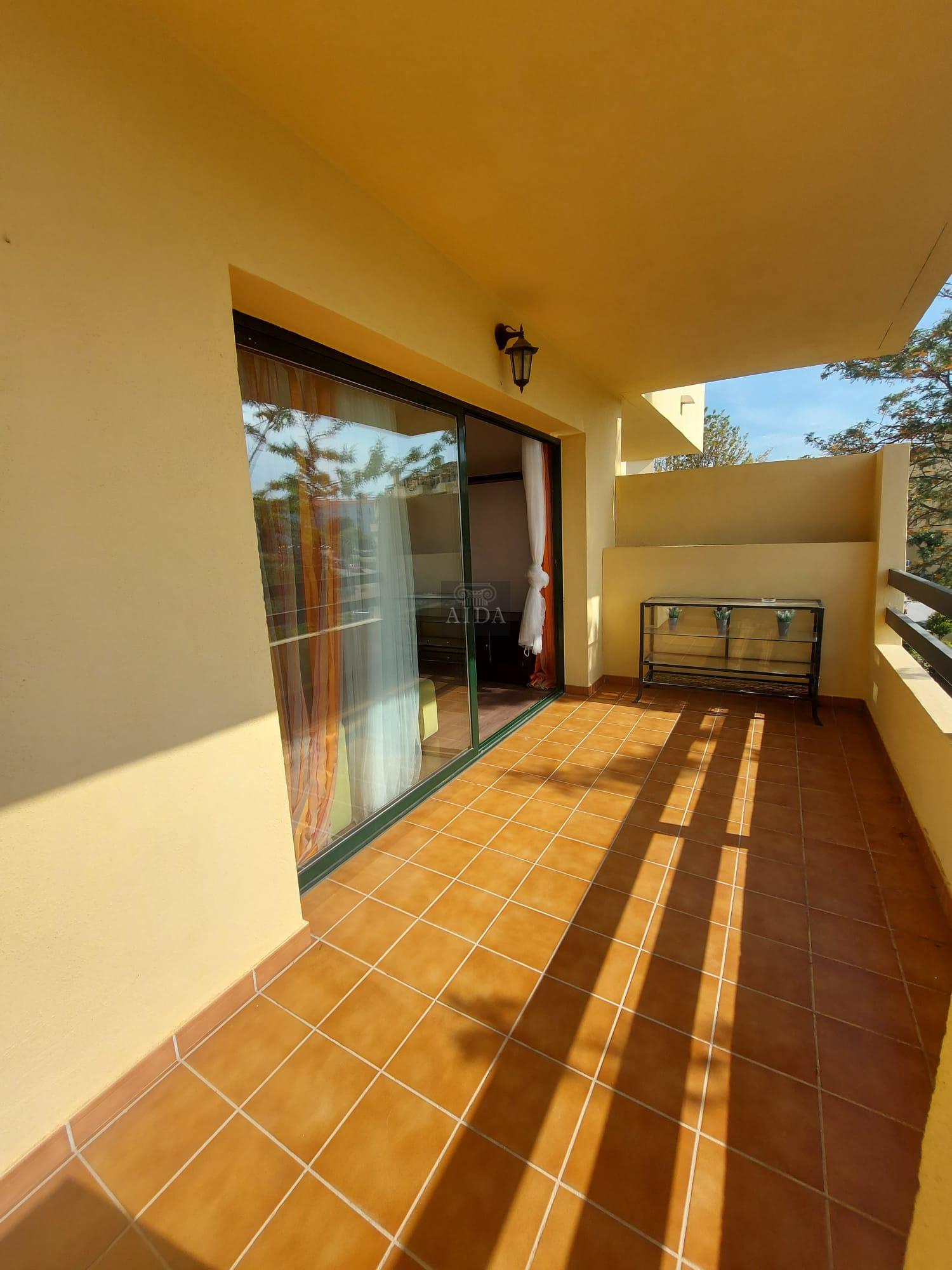 Venta de piso en Estepona