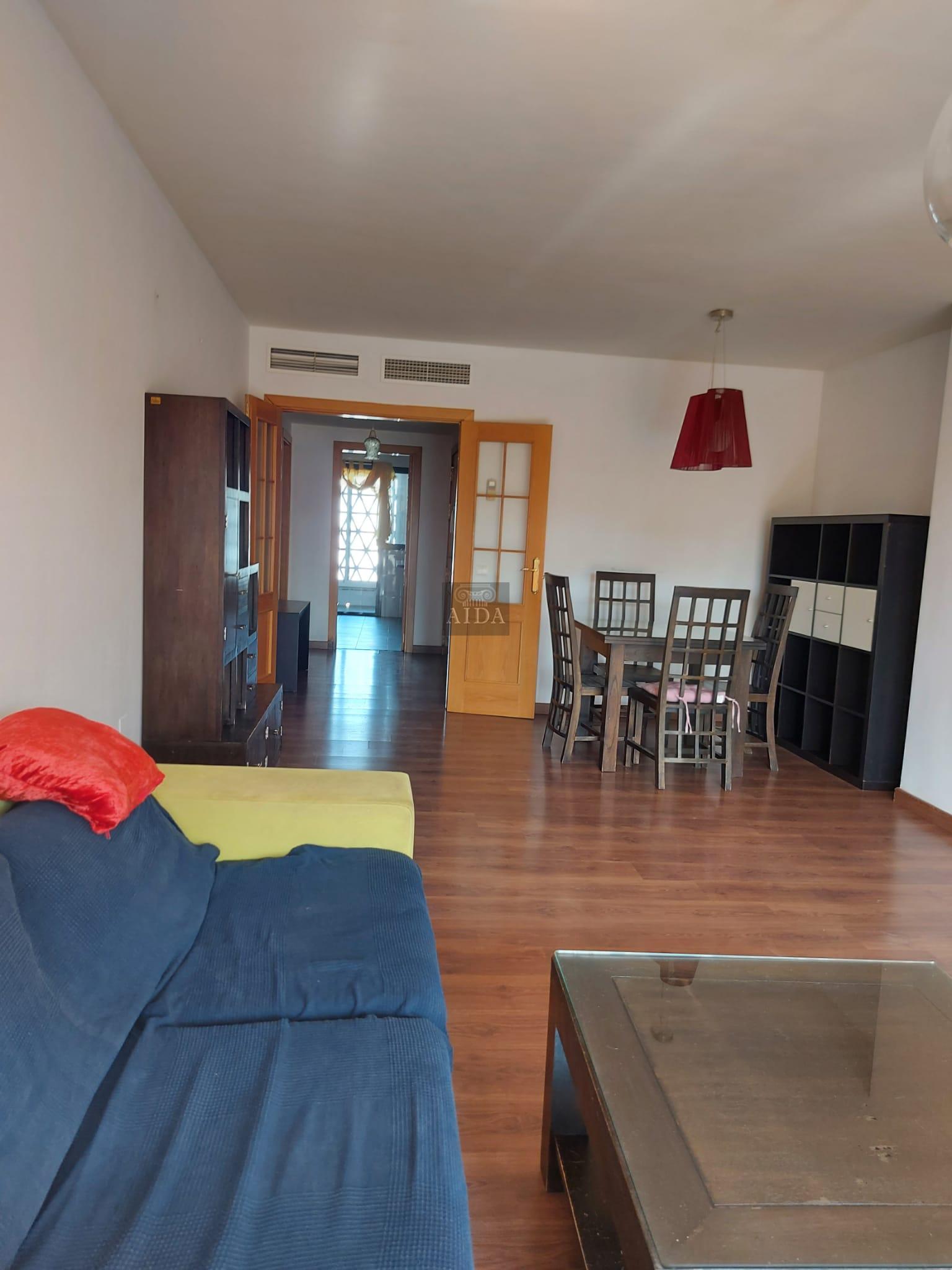 For sale of flat in Estepona