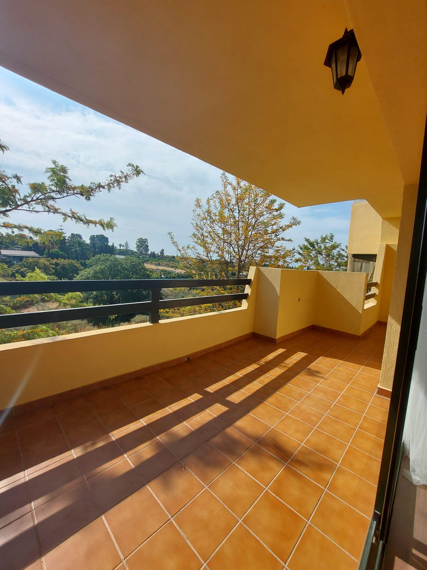 For sale of flat in Estepona