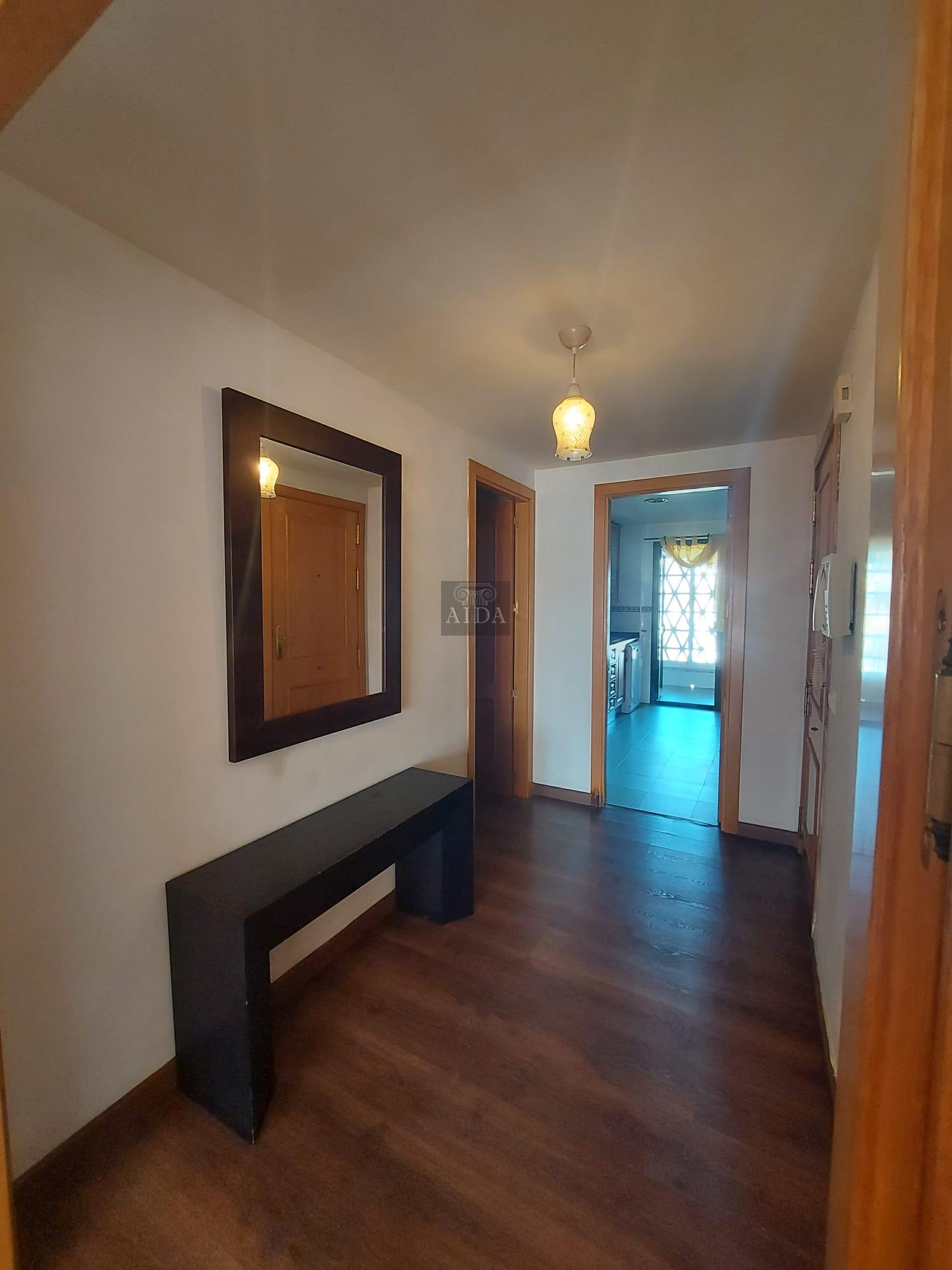 For sale of flat in Estepona