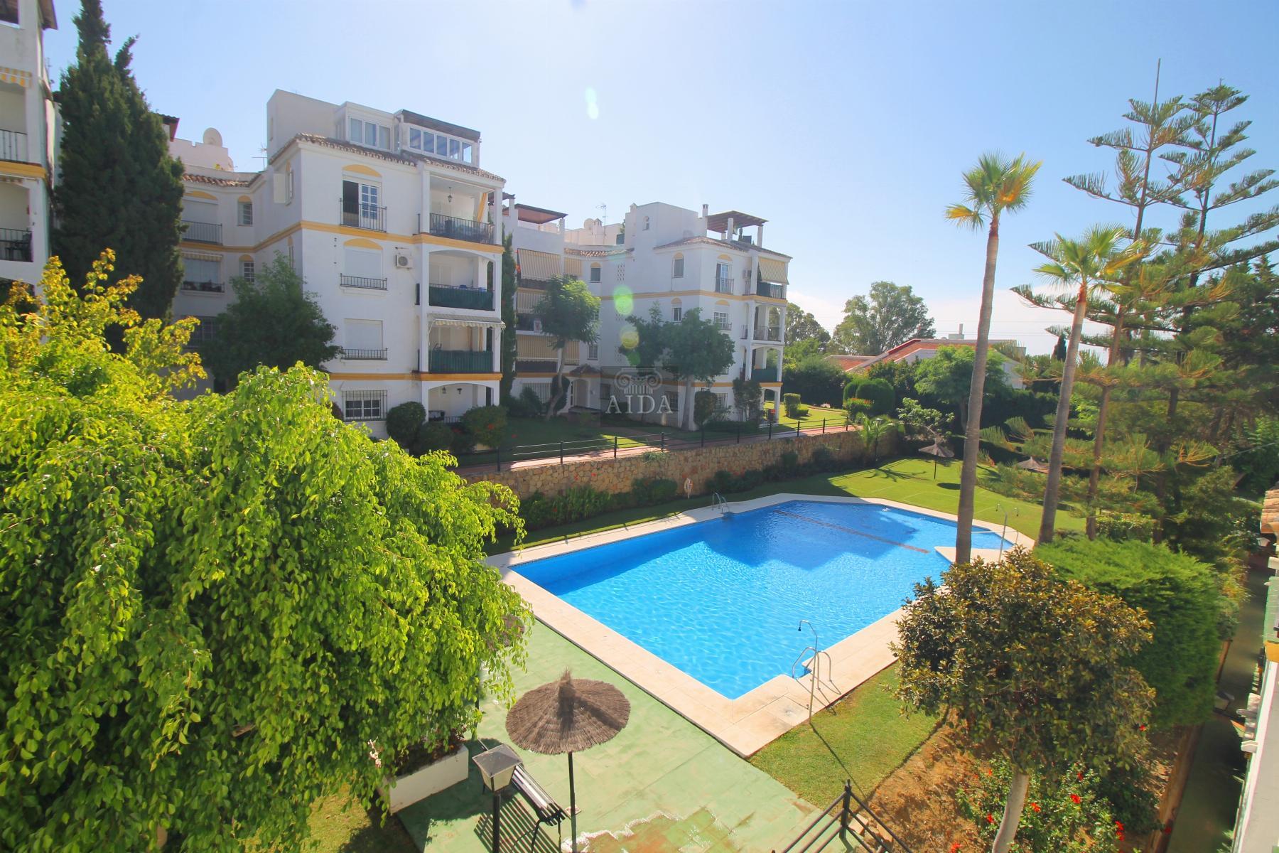 For sale of flat in Estepona