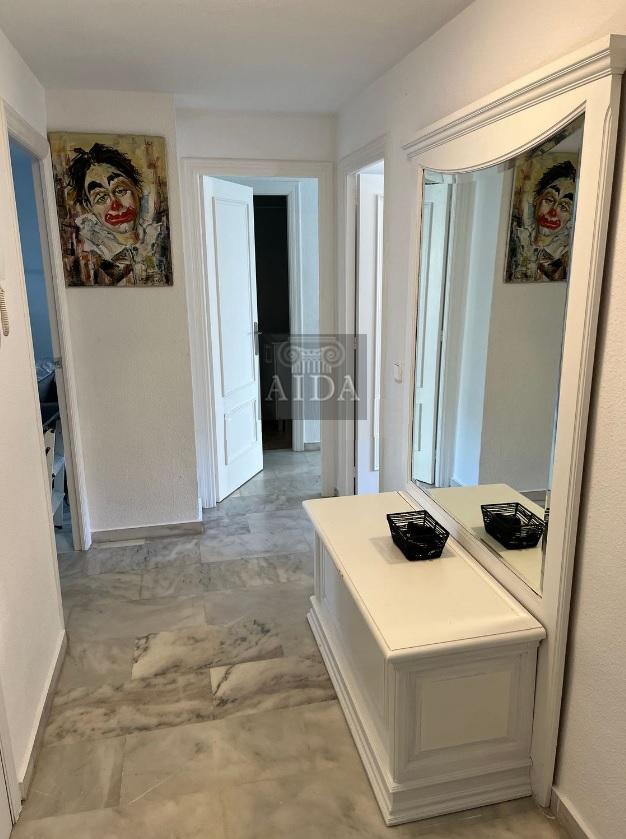 For sale of flat in Estepona
