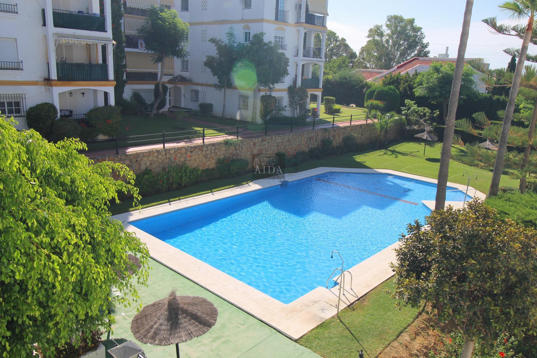 For sale of flat in Estepona