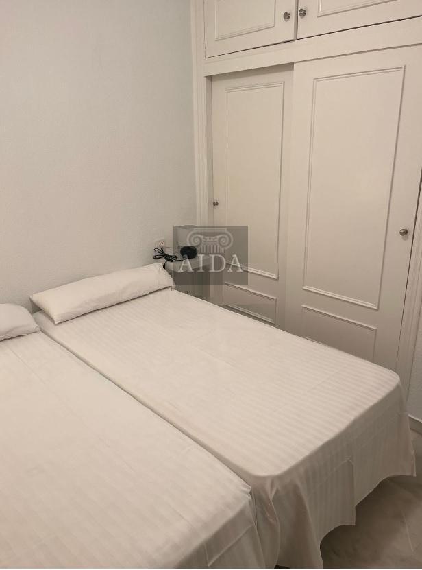 For sale of flat in Estepona