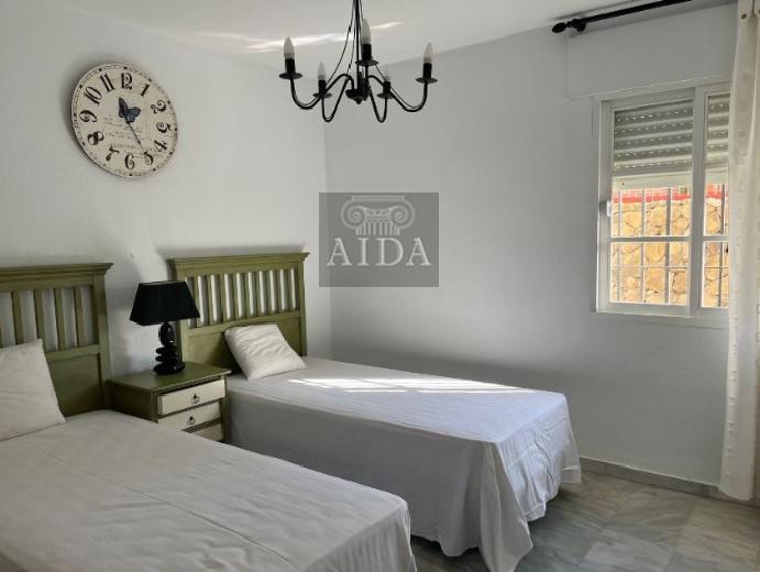 For sale of flat in Estepona