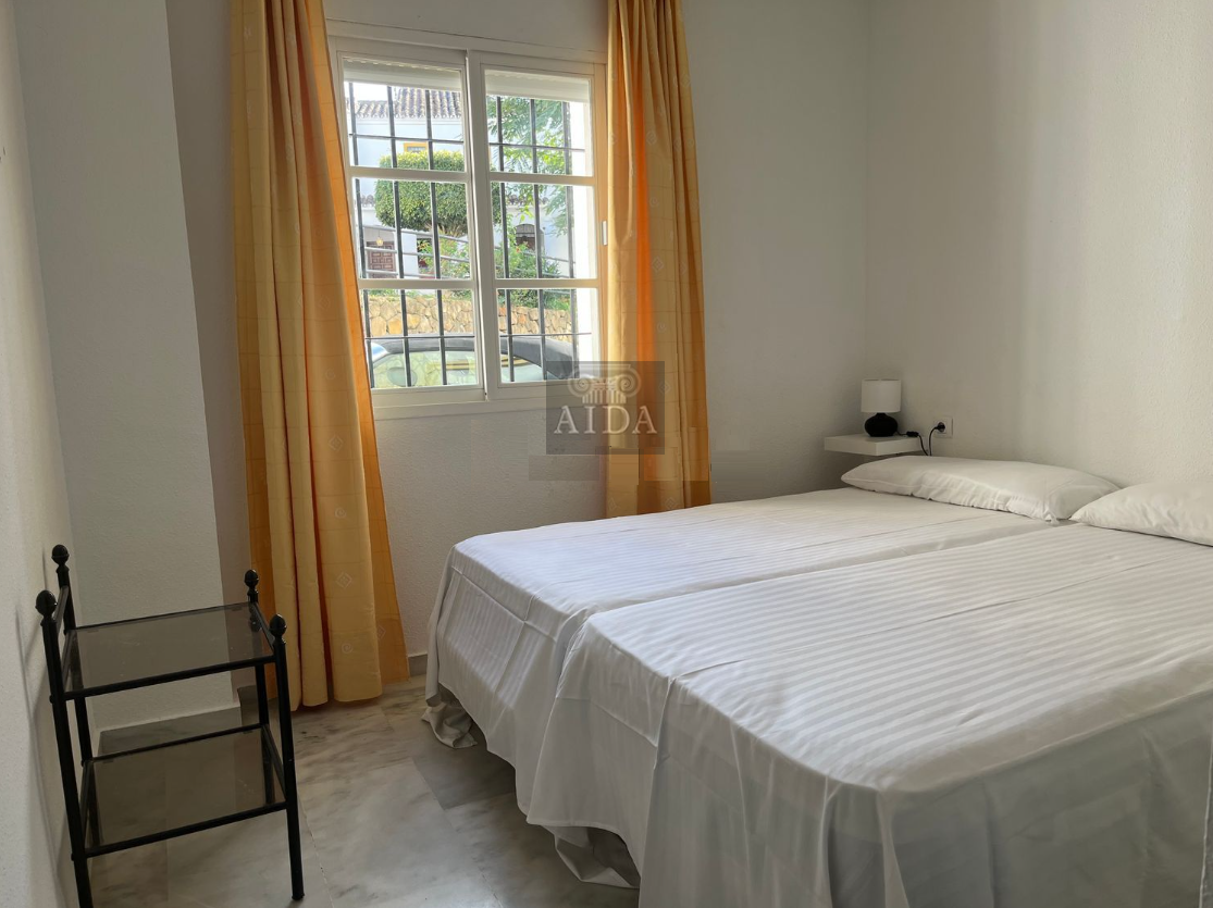 For sale of flat in Estepona