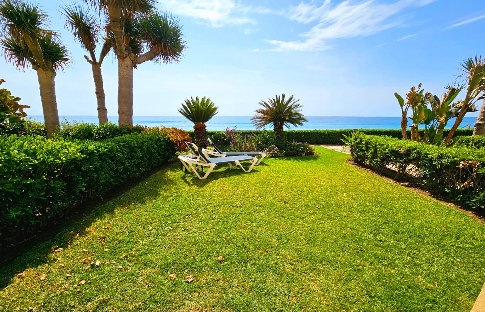 For sale of flat in Estepona