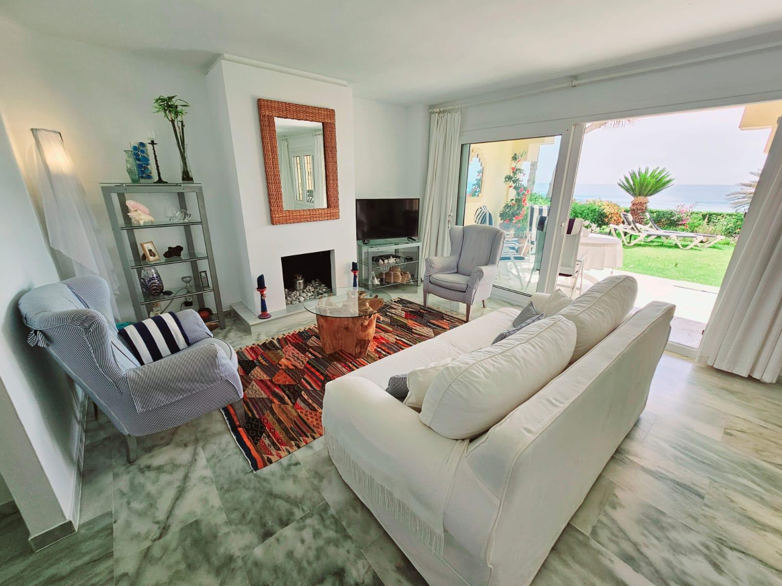 For sale of flat in Estepona