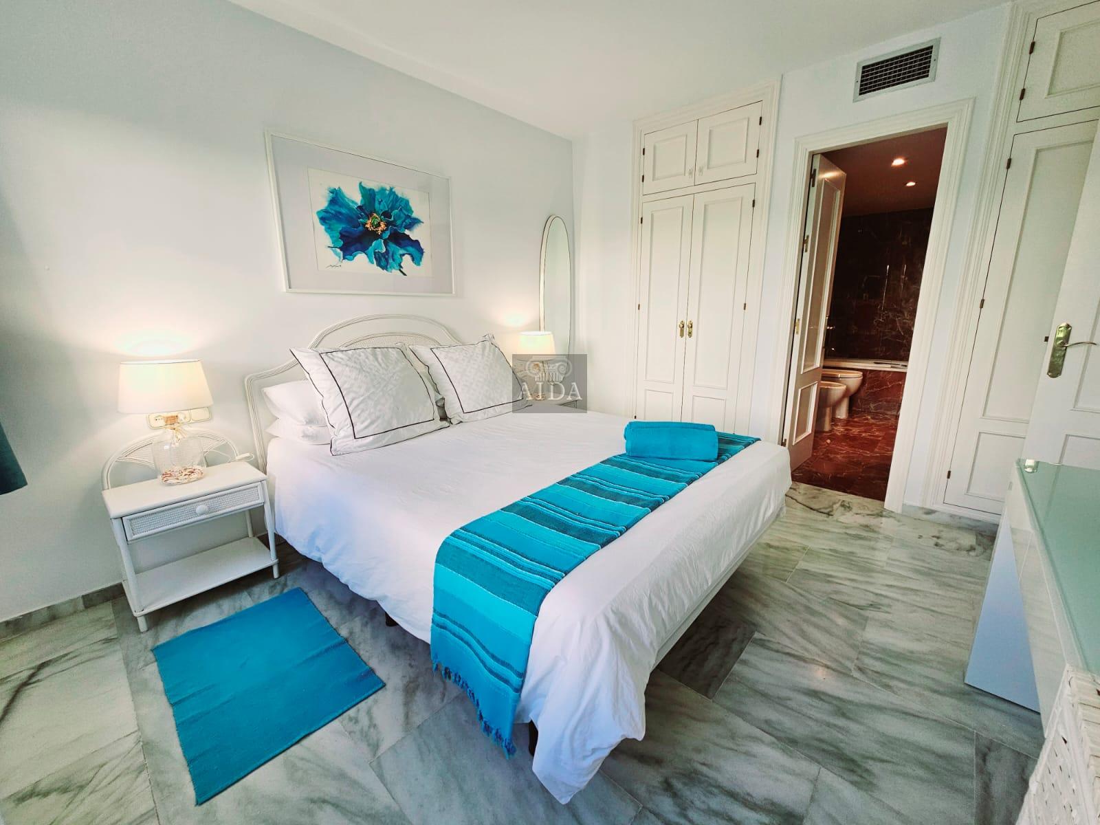 For sale of flat in Estepona