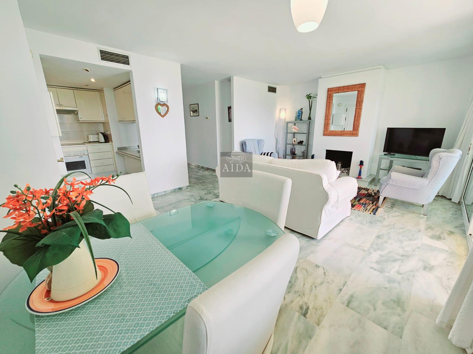 For sale of flat in Estepona