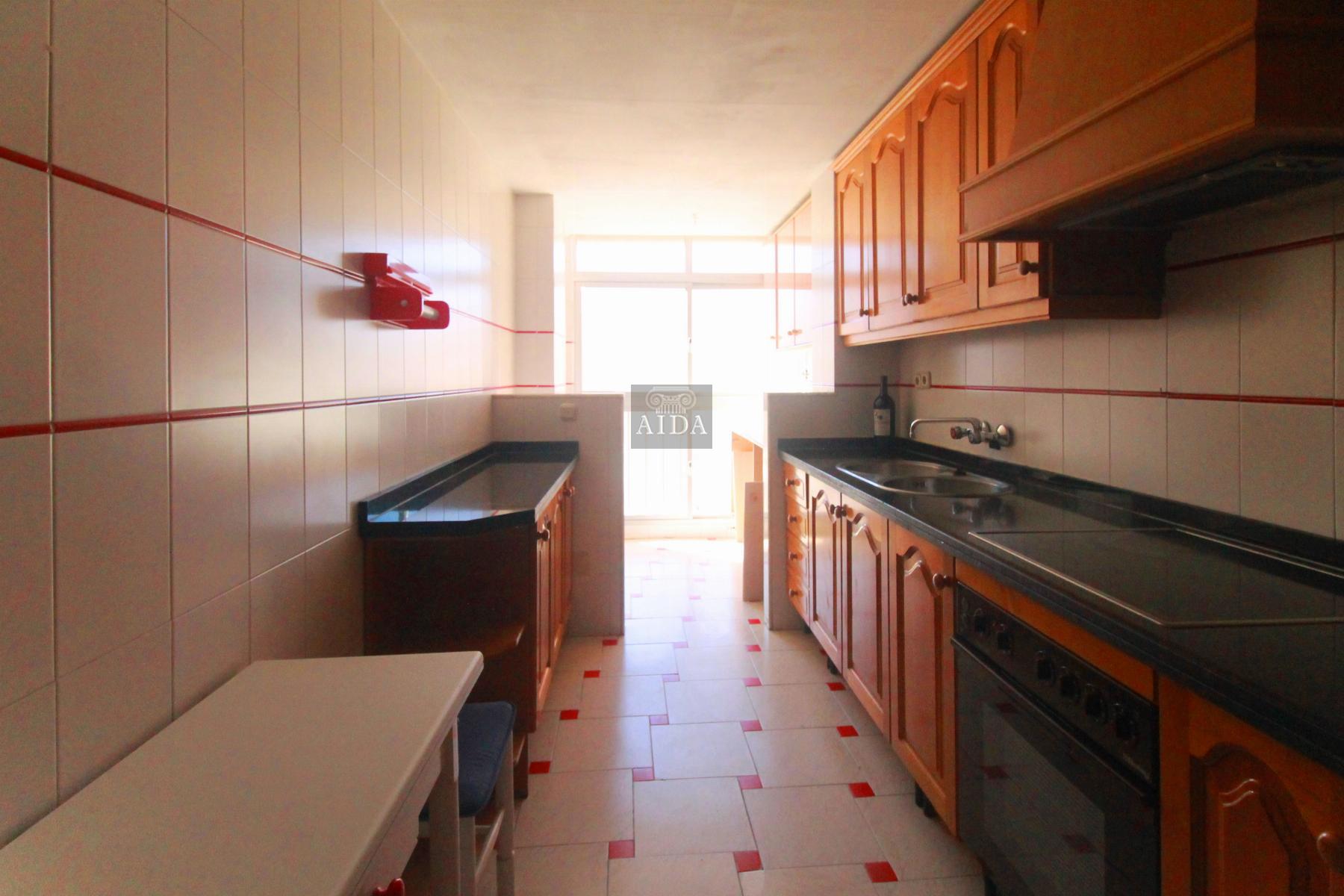 For sale of flat in Estepona