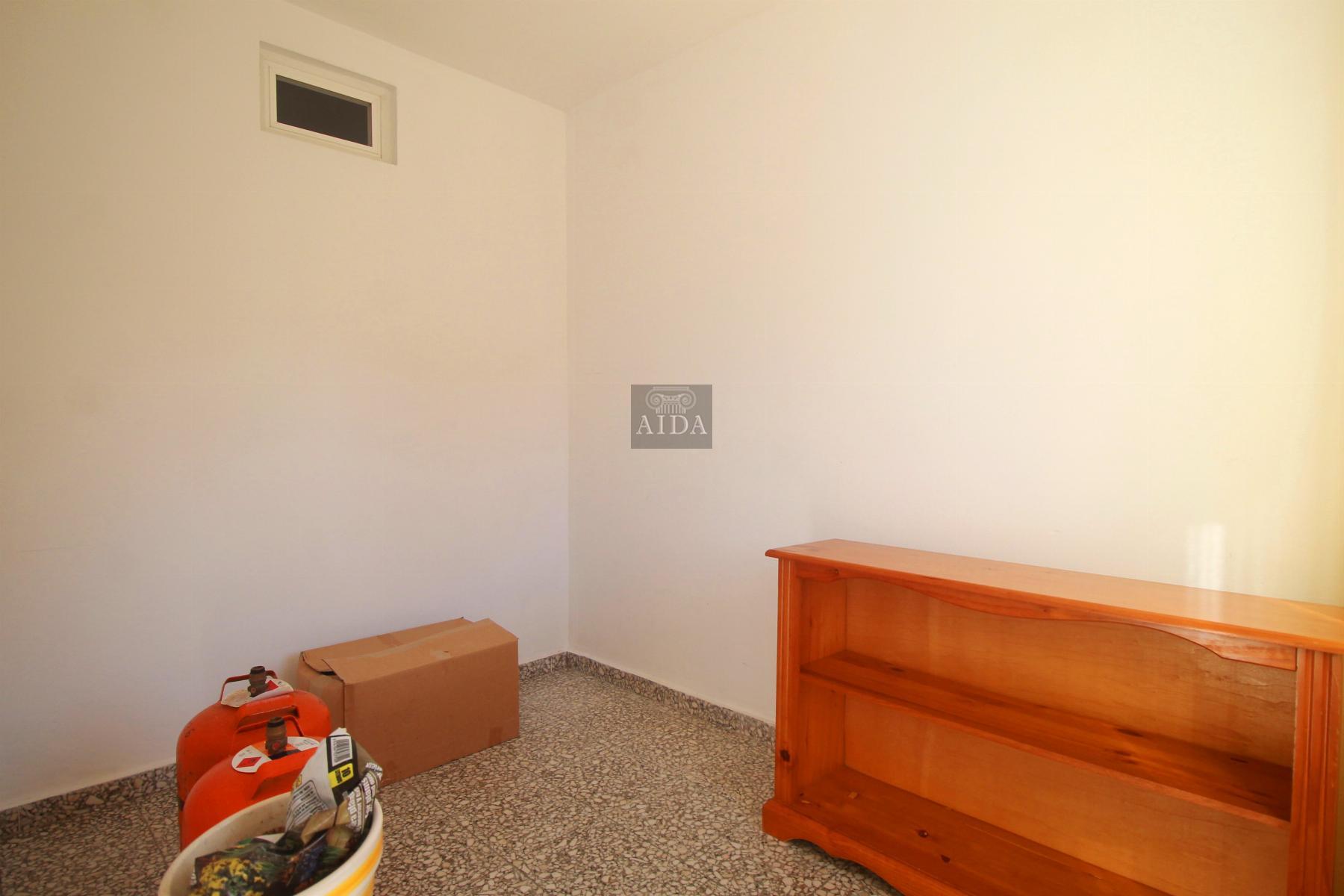 For sale of flat in Estepona