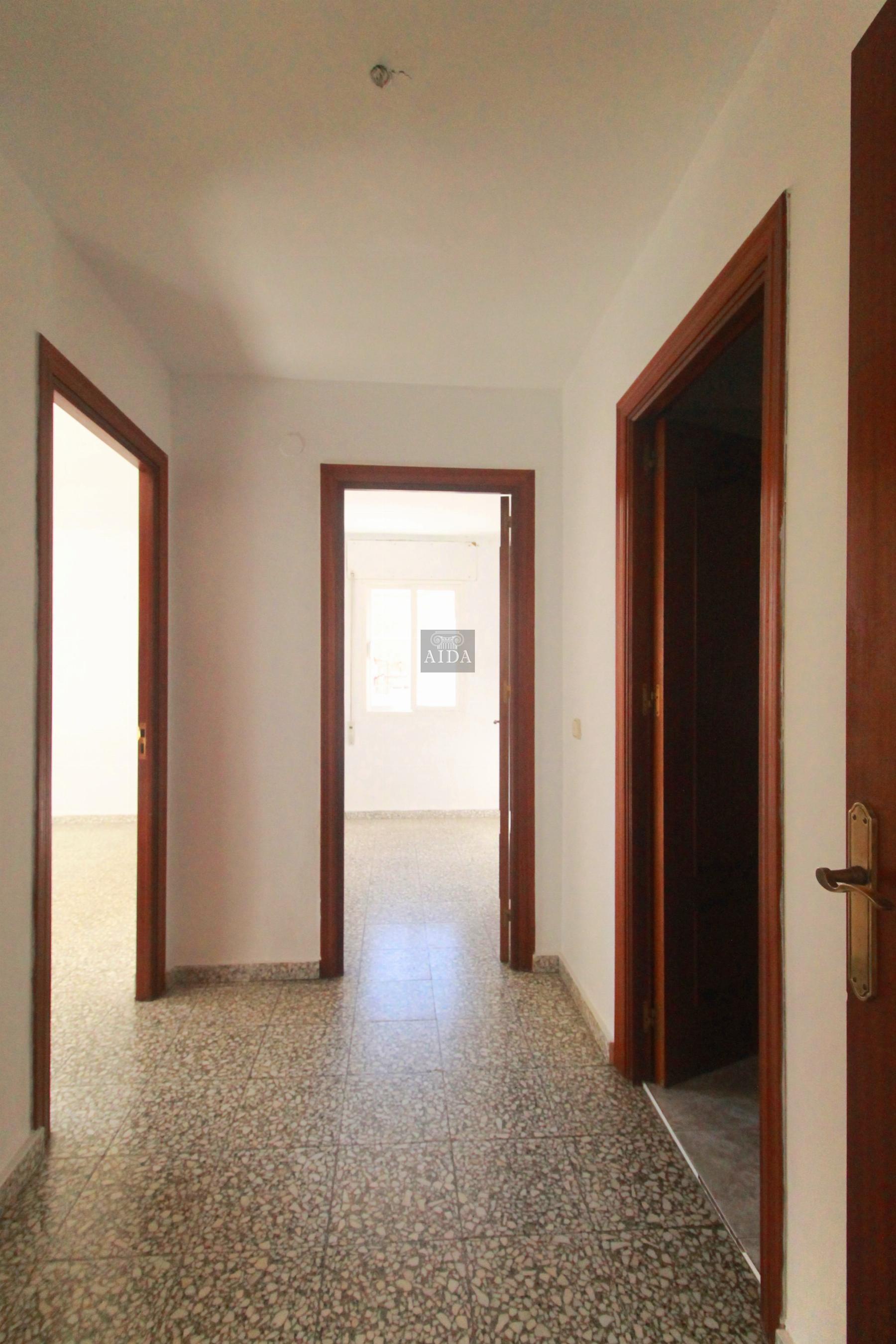 For sale of flat in Estepona