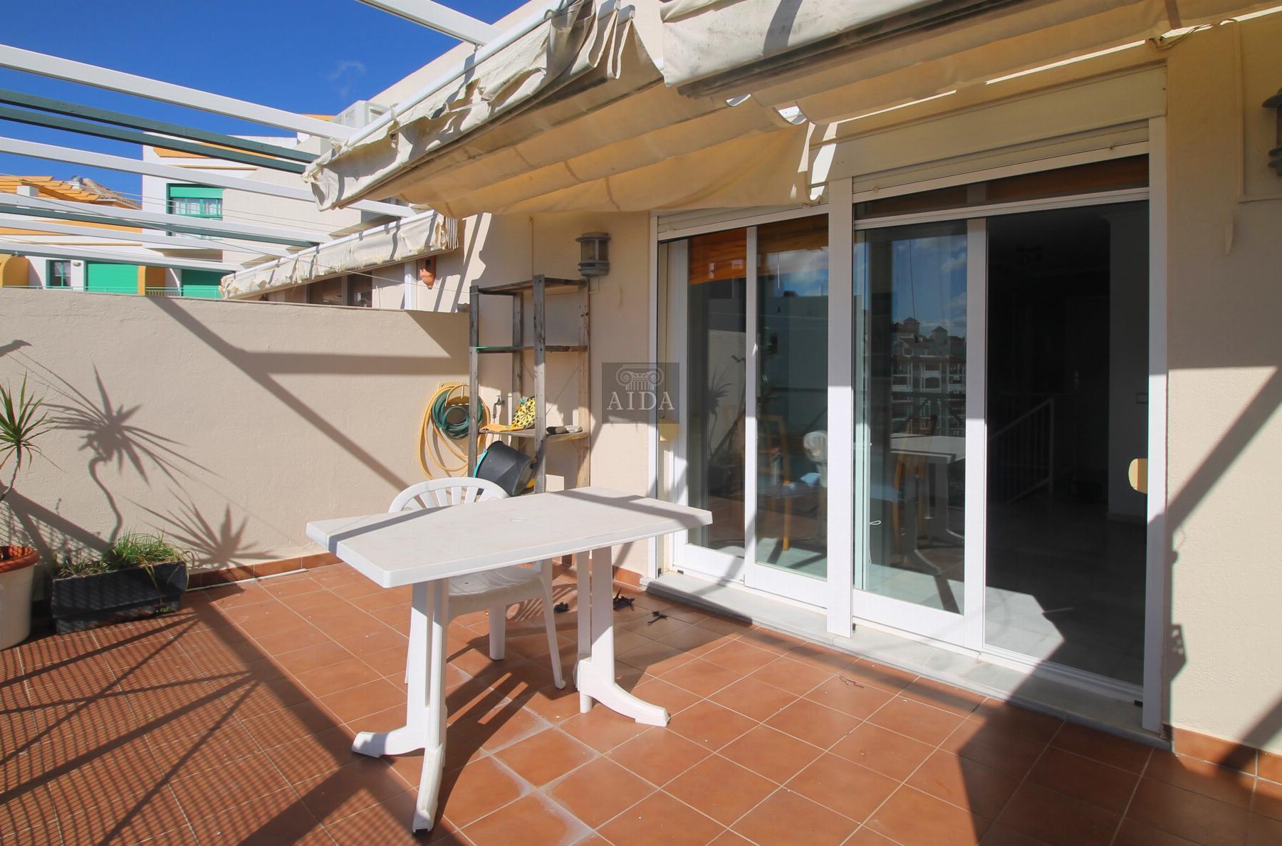 For sale of duplex in Estepona