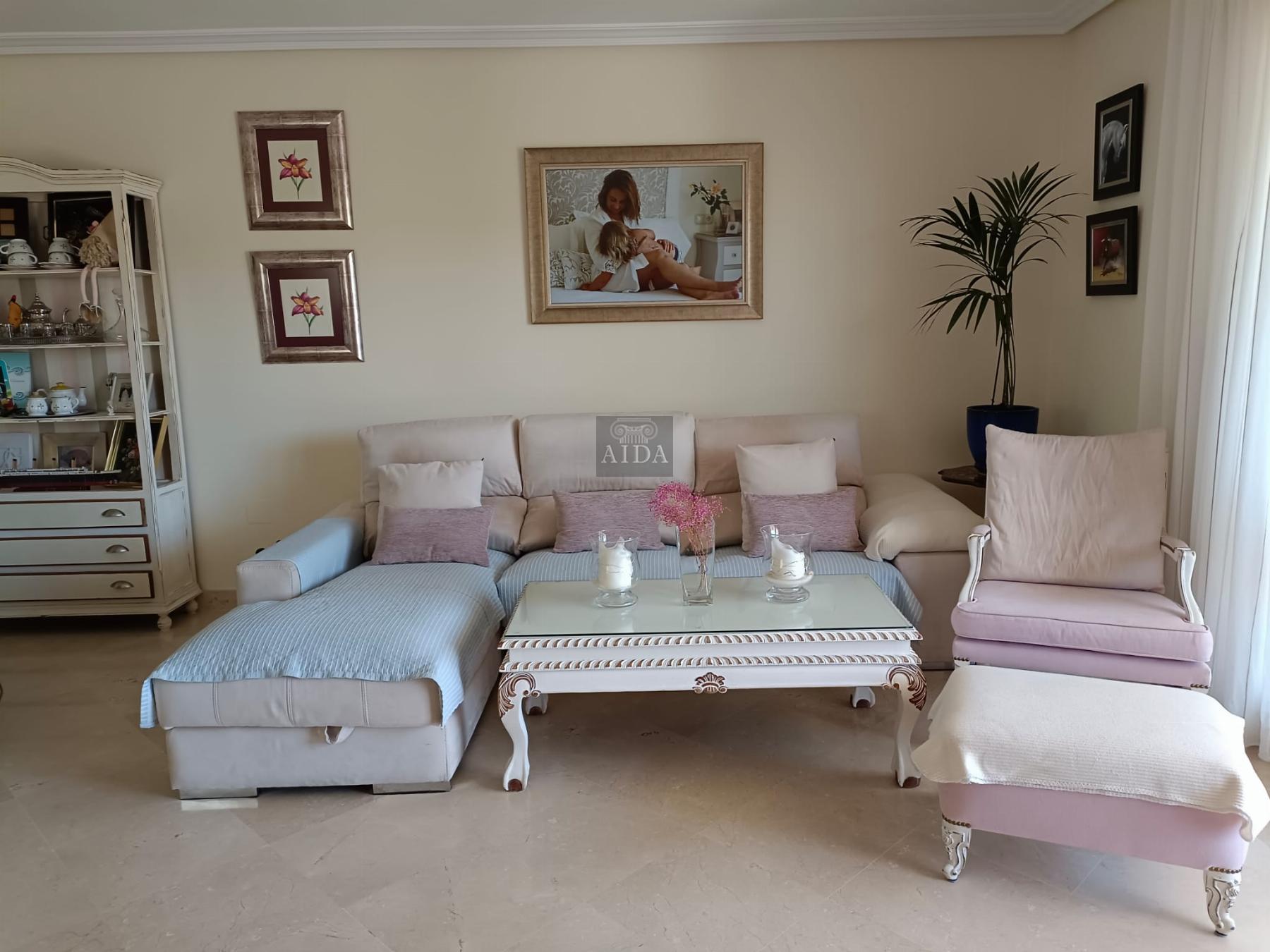 Venta de casa en Estepona