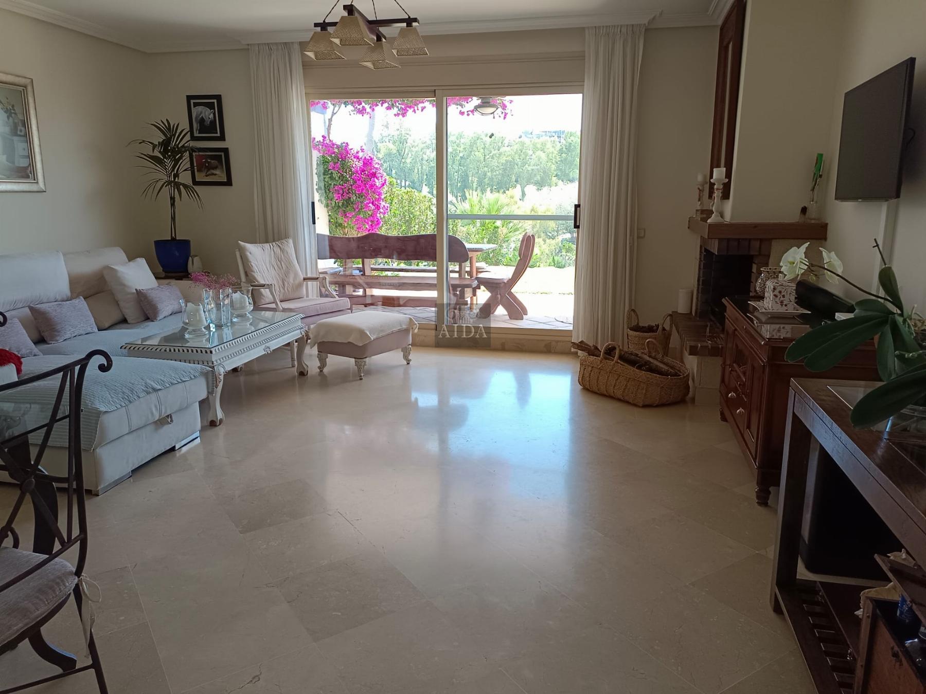 Venta de casa en Estepona