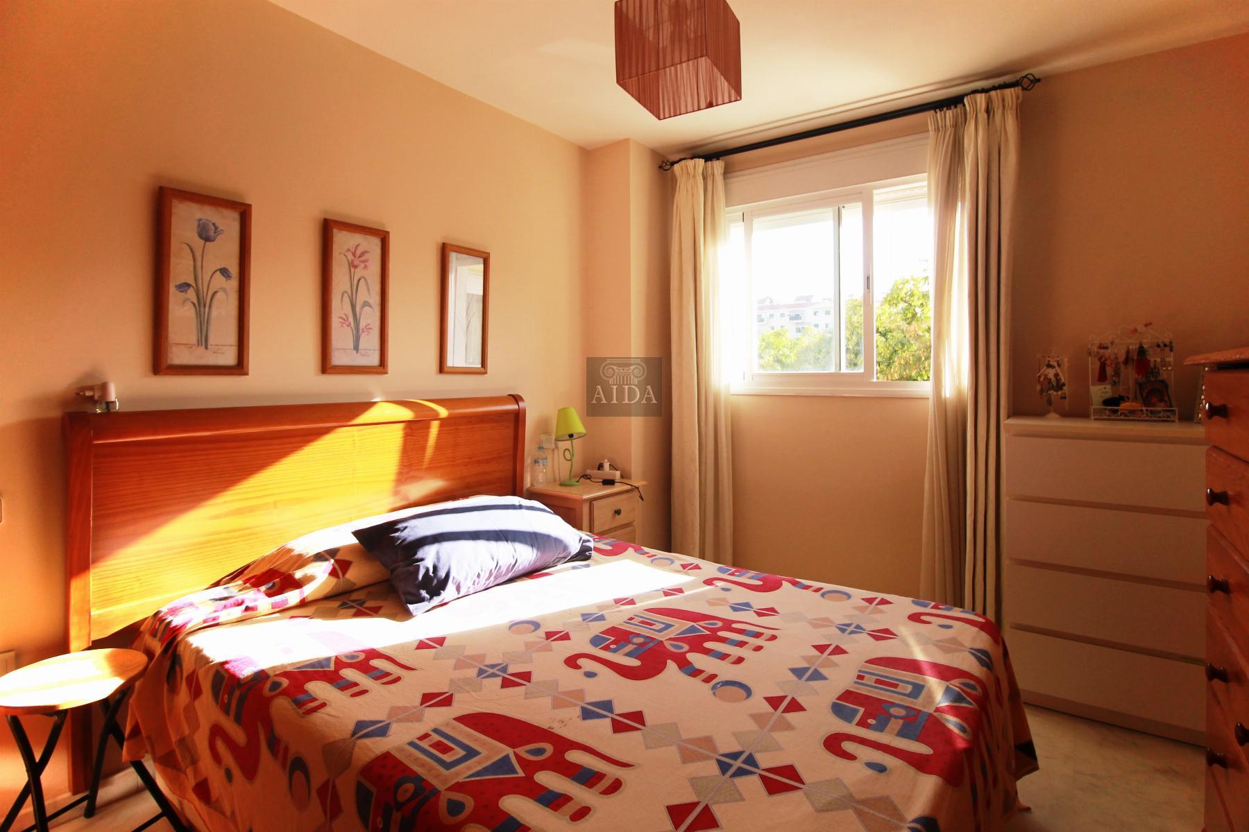 For sale of flat in Estepona