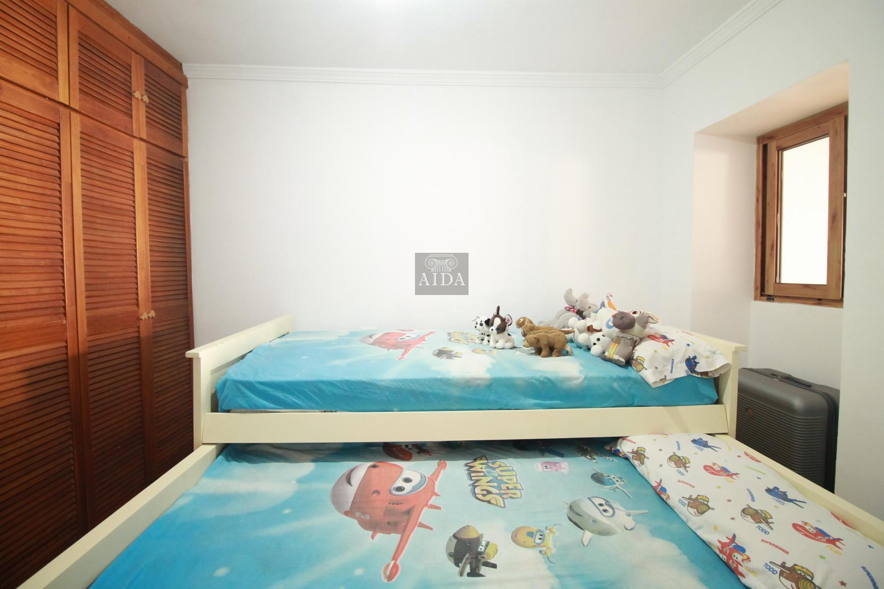 For sale of house in Estepona