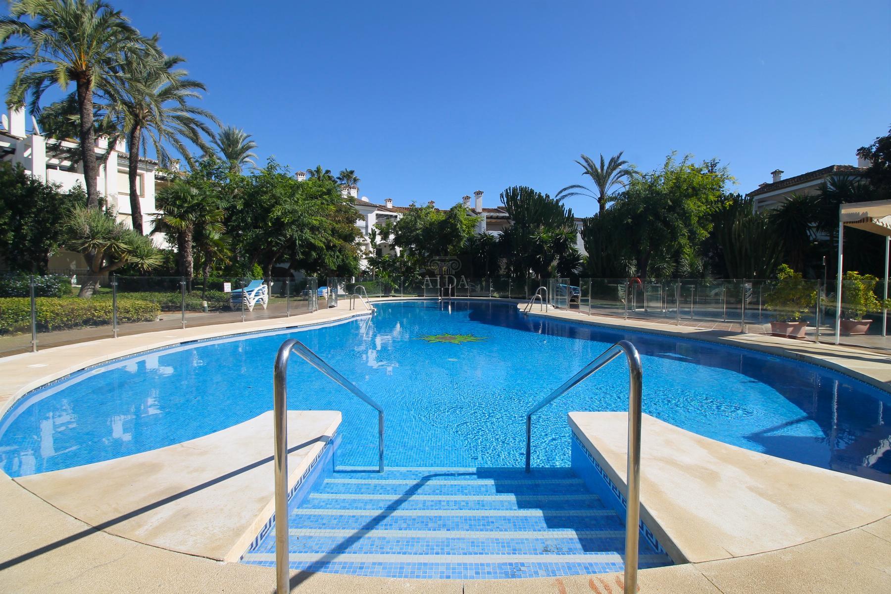 For rent of flat in Estepona
