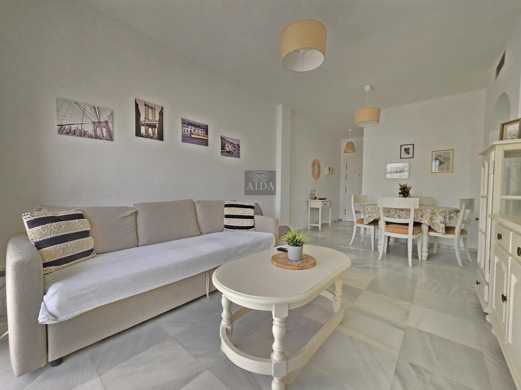For sale of flat in Estepona