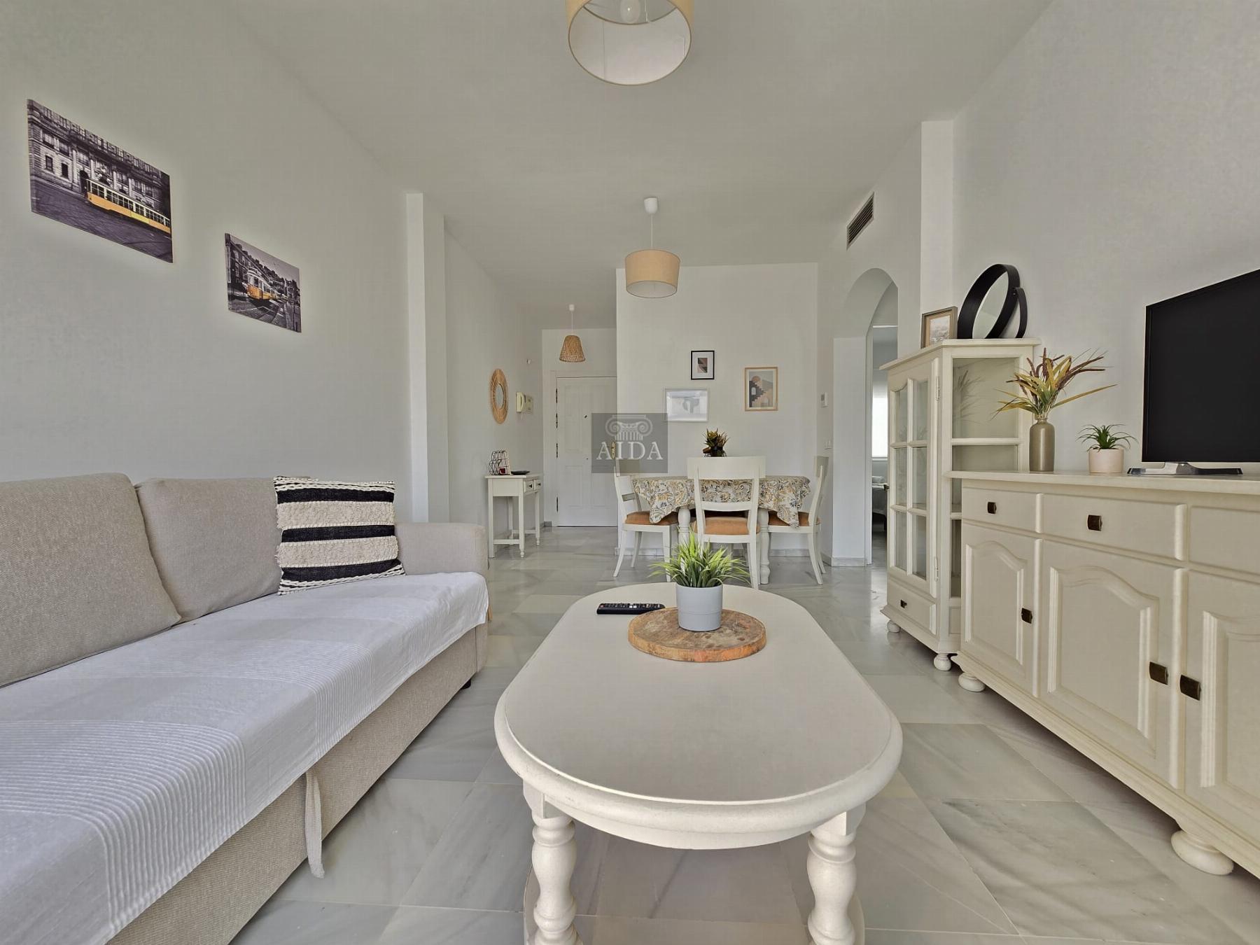 For sale of flat in Estepona