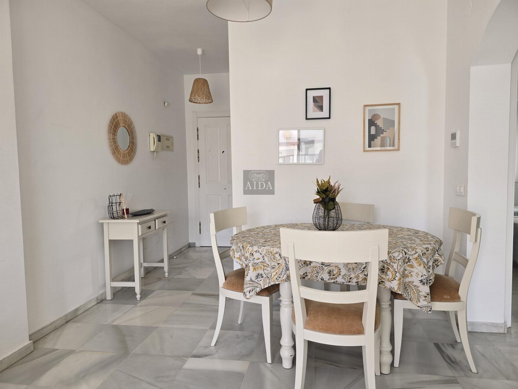 For sale of flat in Estepona