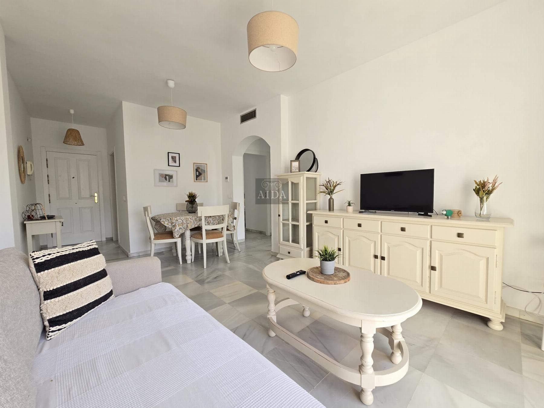 For sale of flat in Estepona