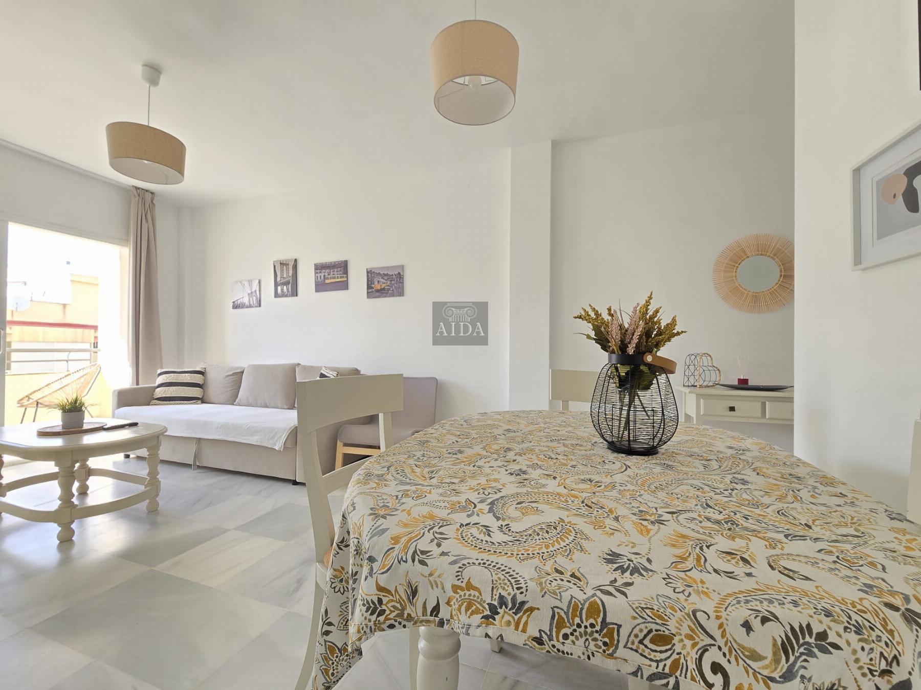 For sale of flat in Estepona