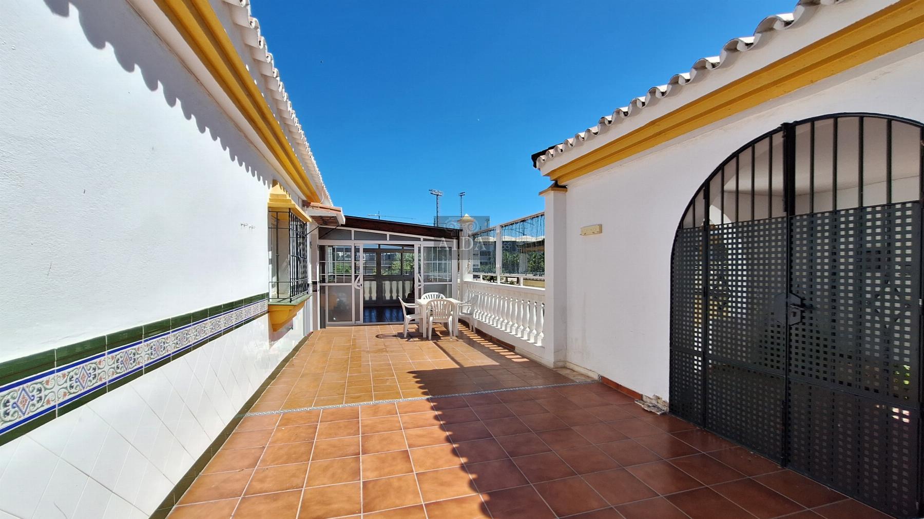For sale of house in Estepona