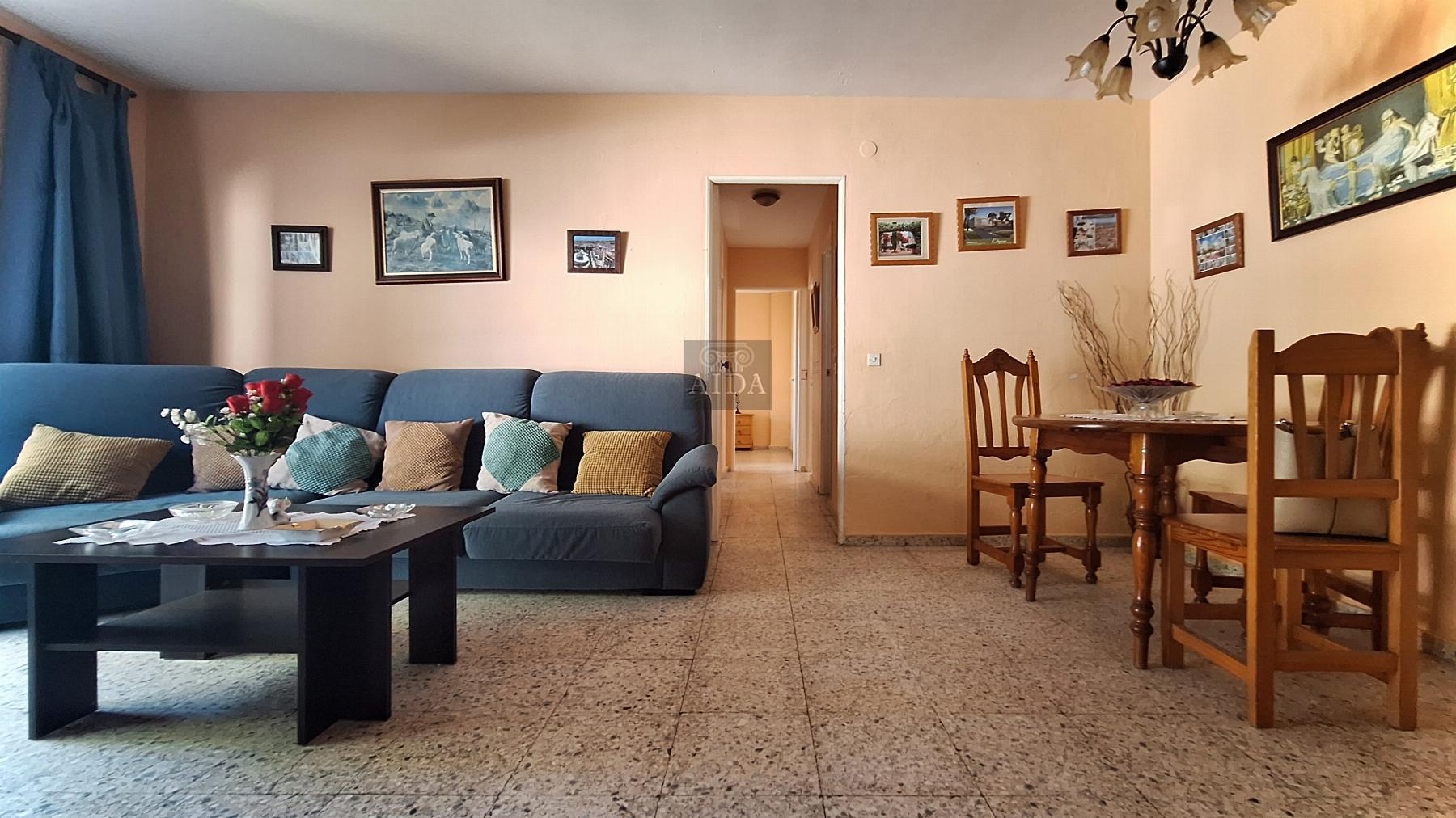 For sale of flat in Estepona