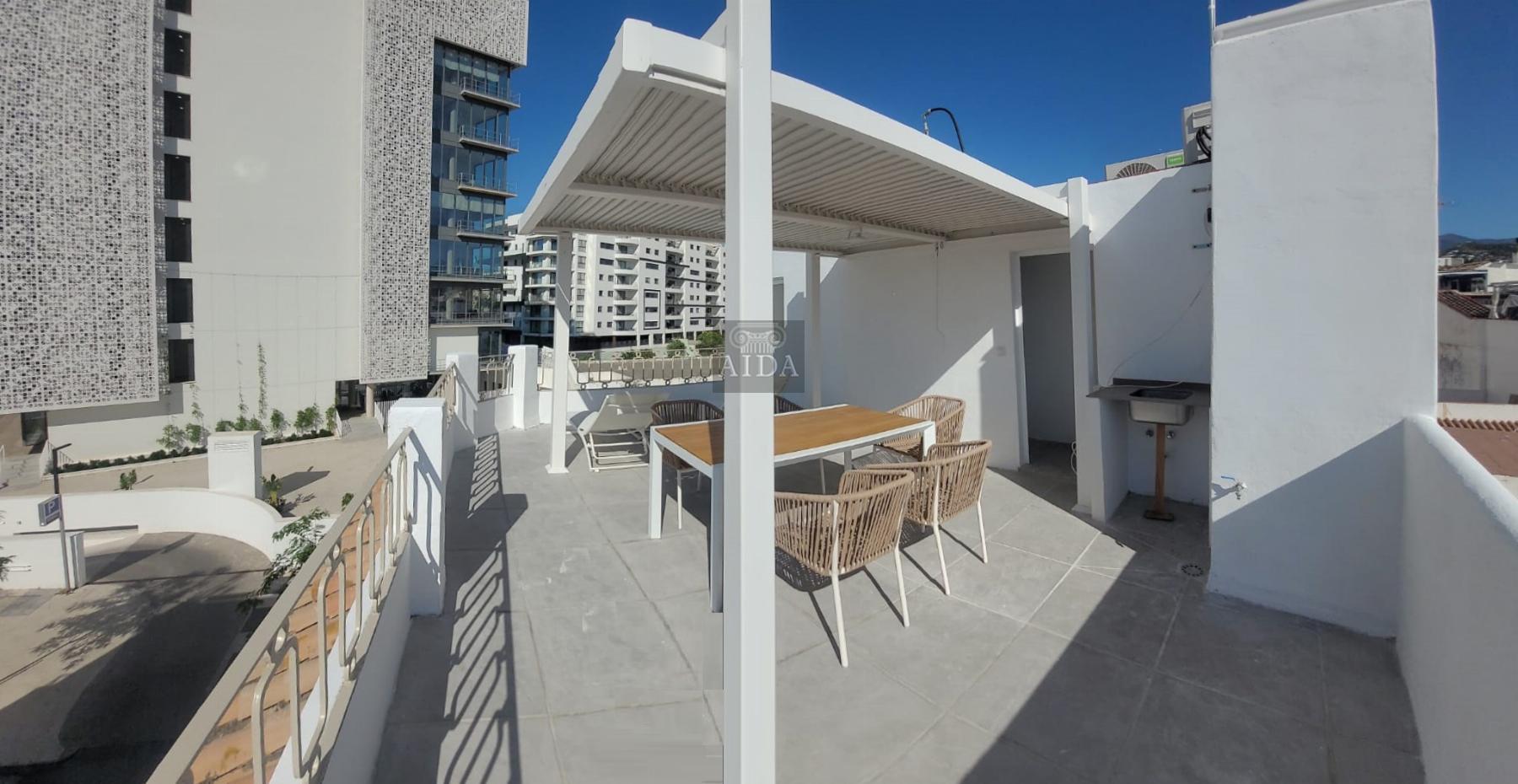 For sale of flat in Estepona