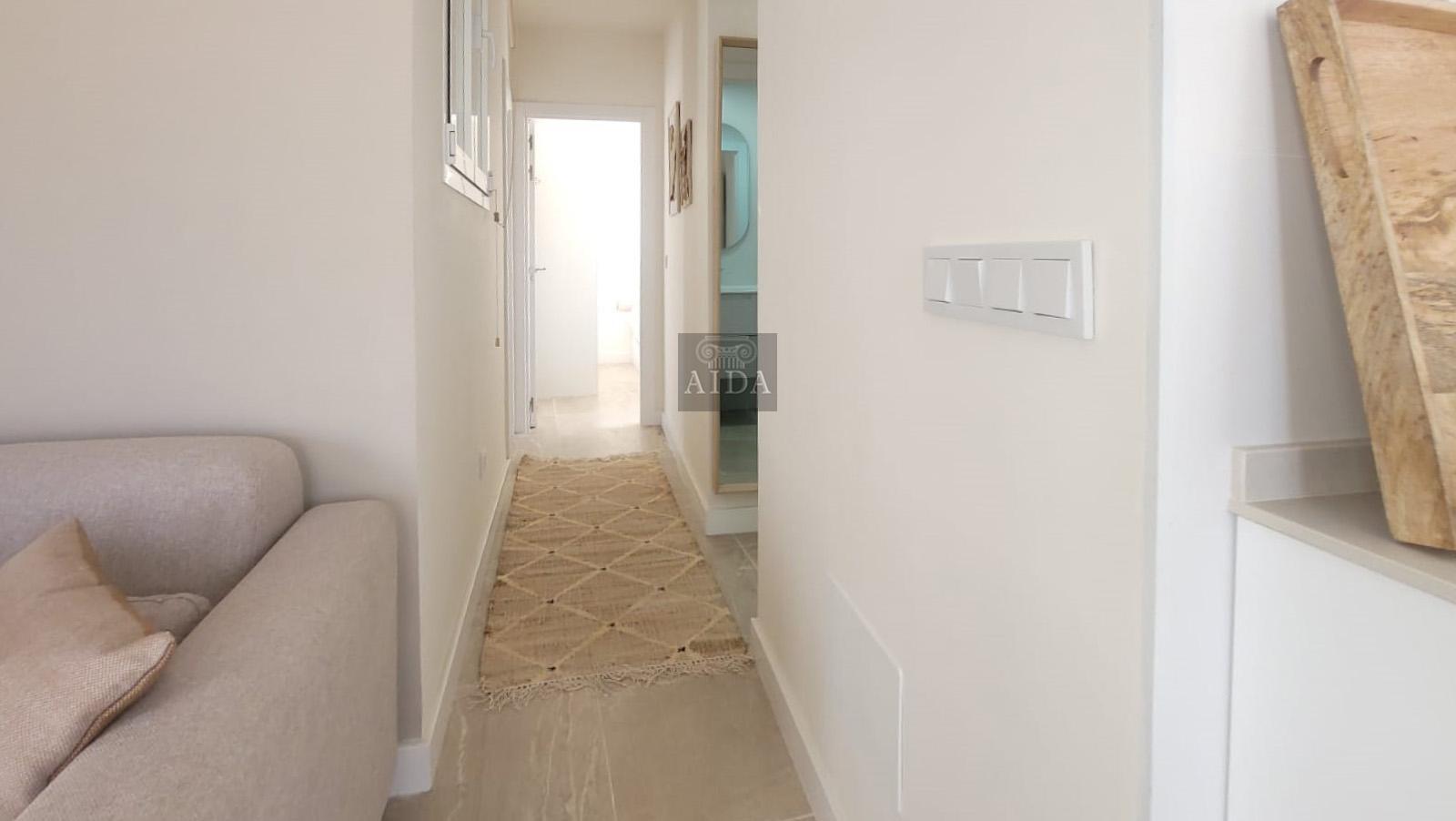 For sale of flat in Estepona