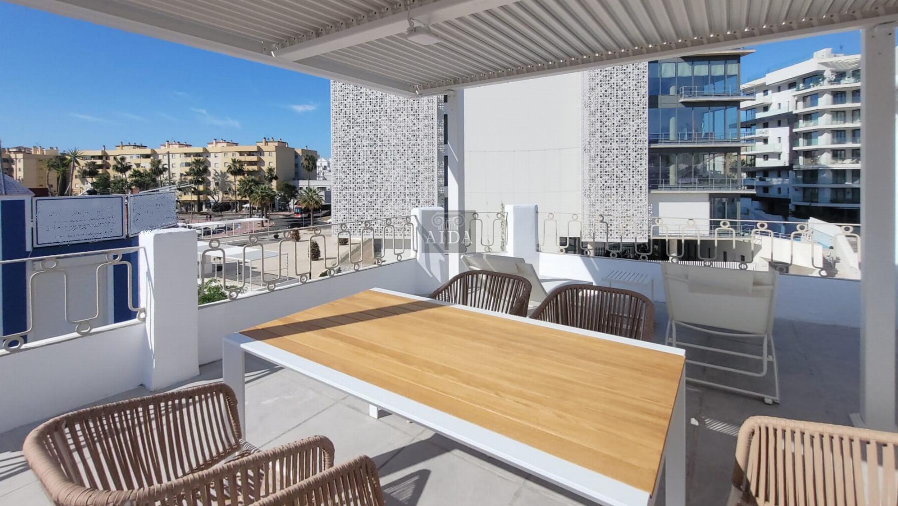 For sale of flat in Estepona