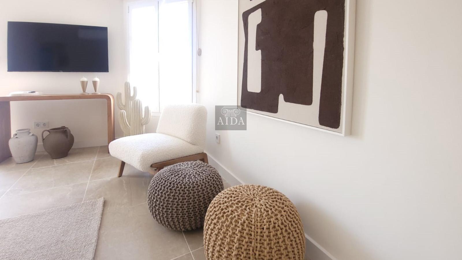 For sale of flat in Estepona