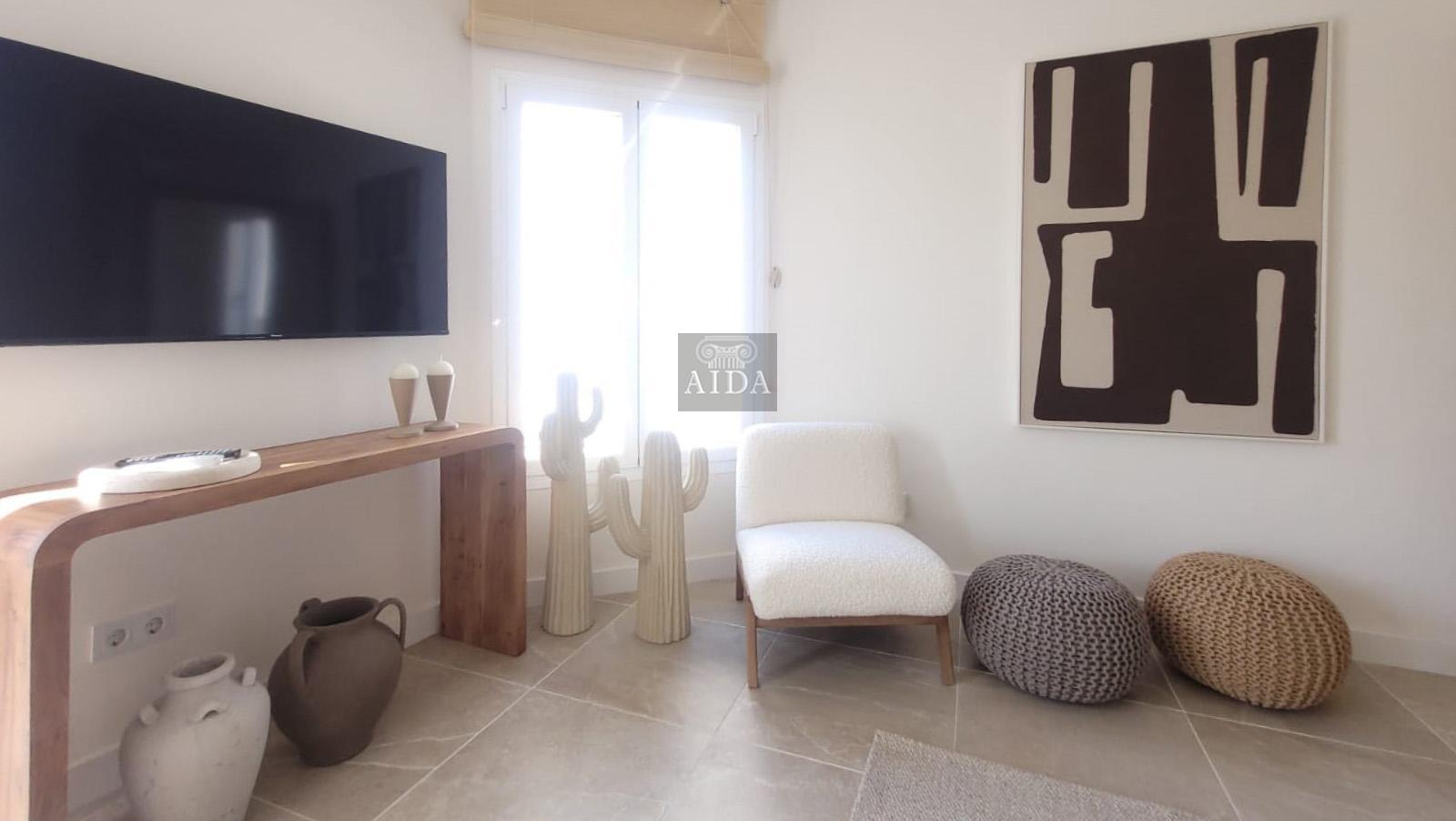 For sale of flat in Estepona