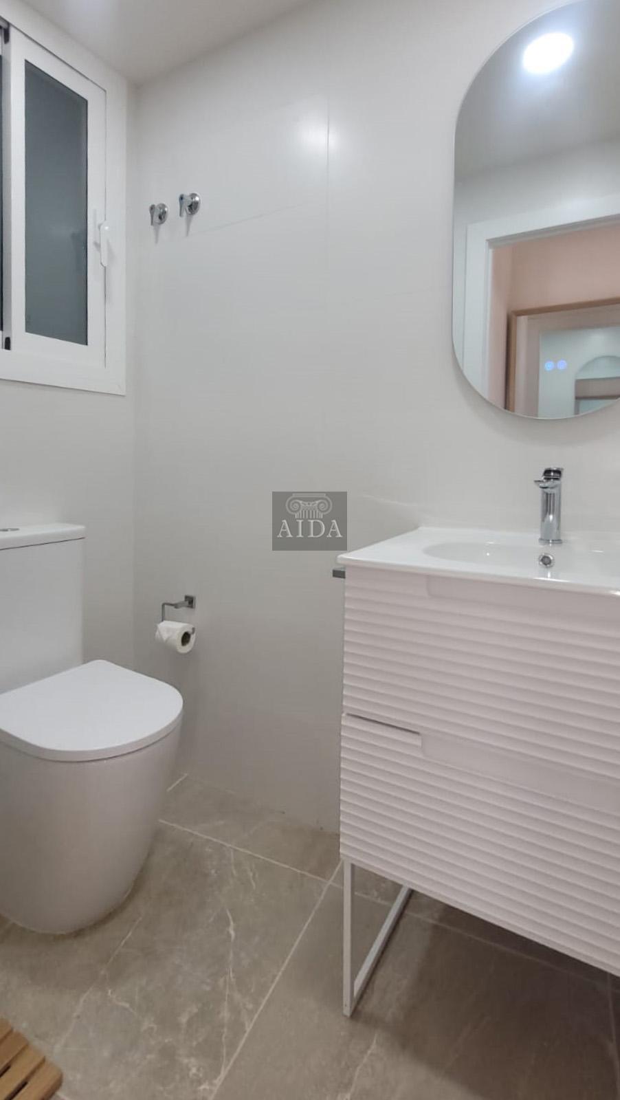 For sale of flat in Estepona