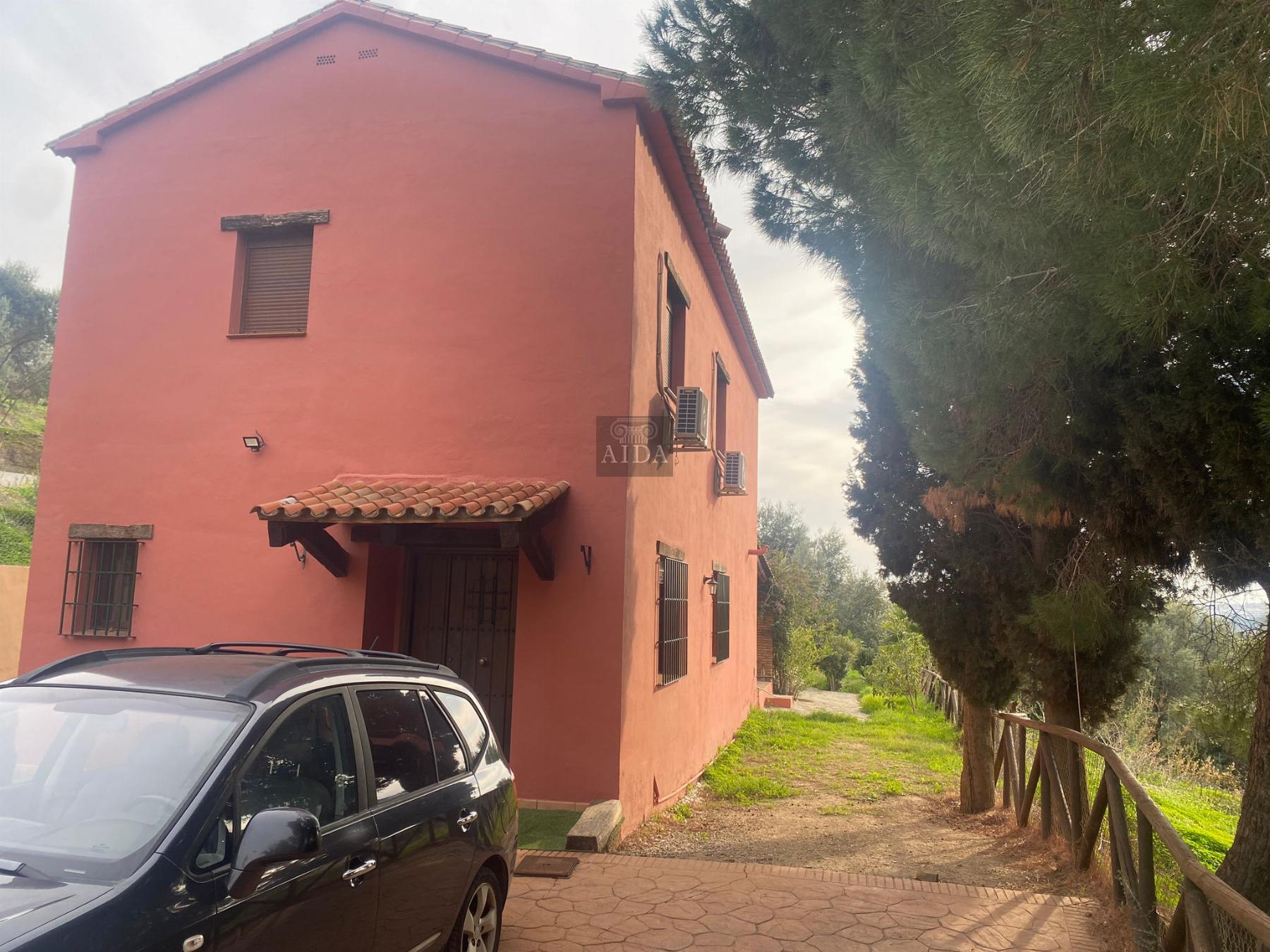 Venta de chalet en Estepona