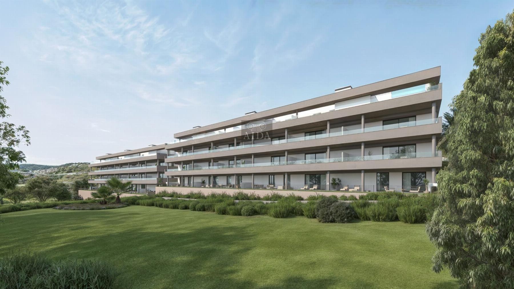 For sale of penthouse in Estepona