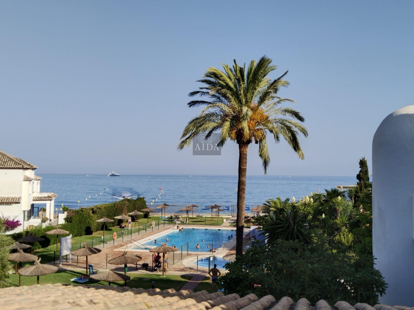 For sale of flat in Estepona