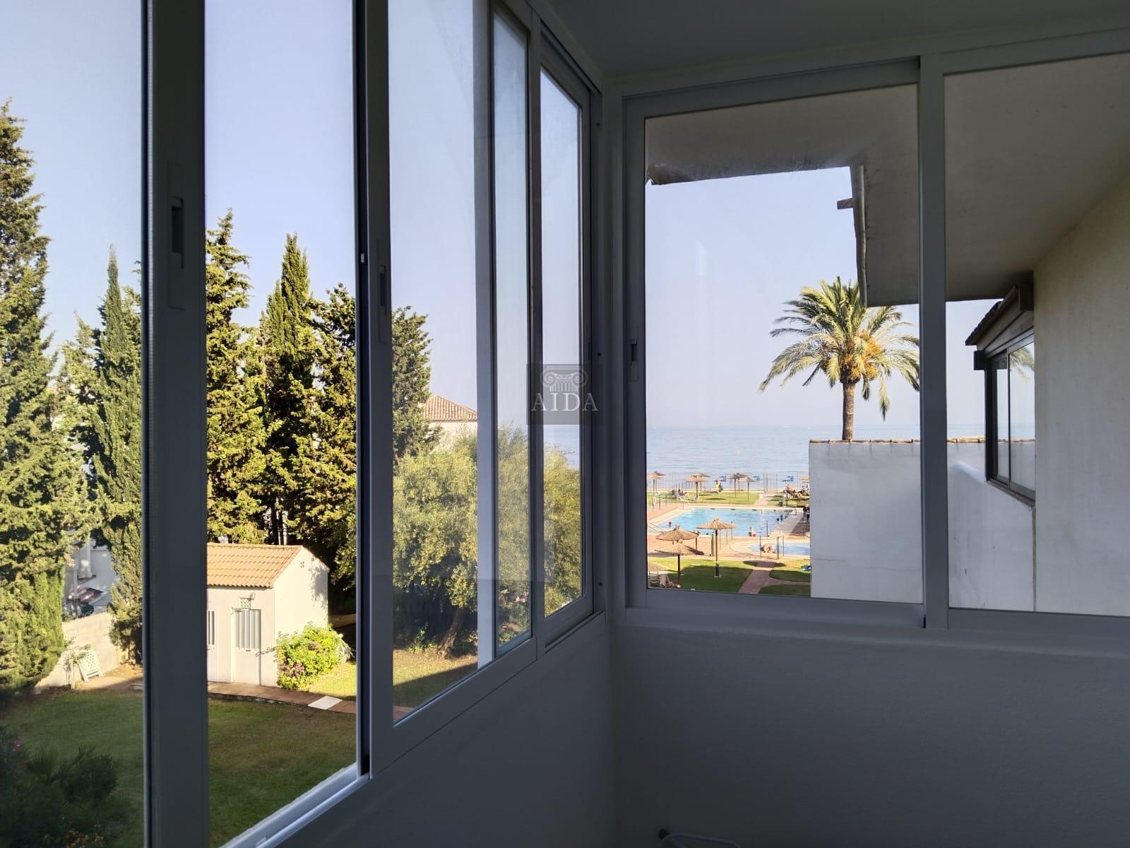 For sale of flat in Estepona