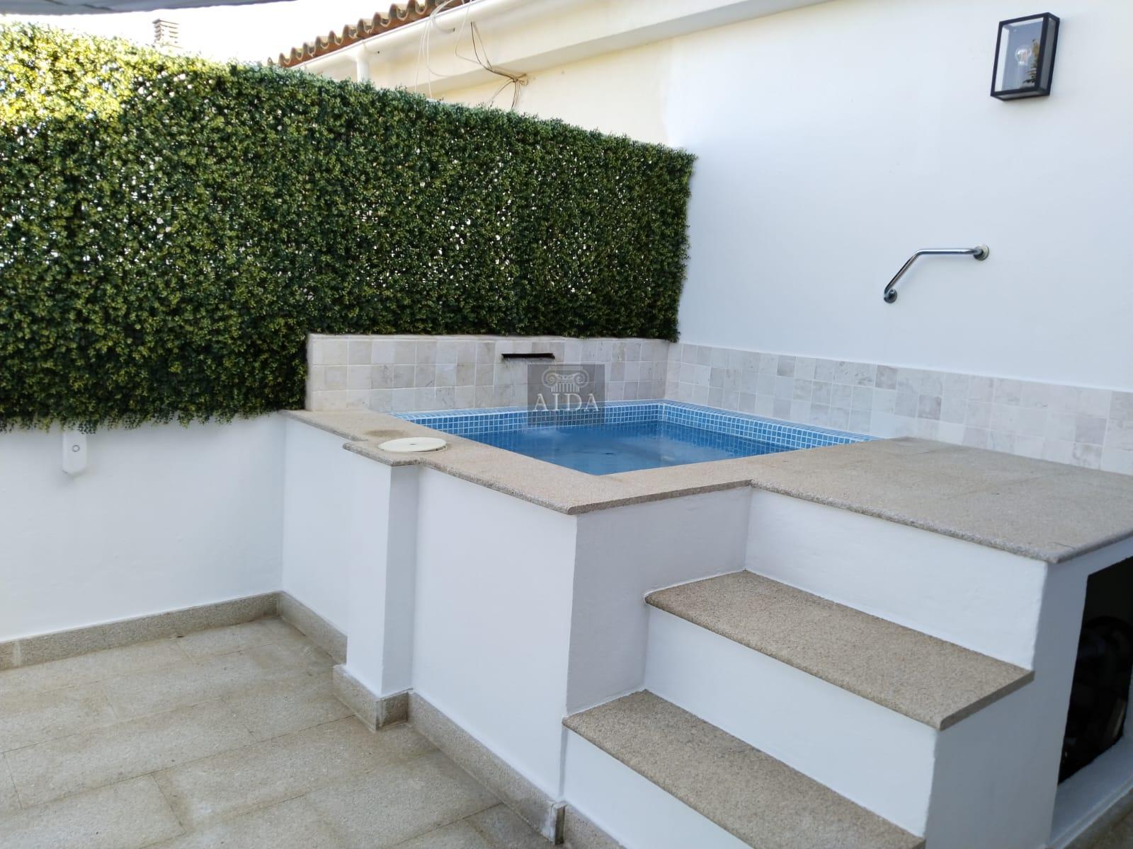 For sale of flat in Estepona