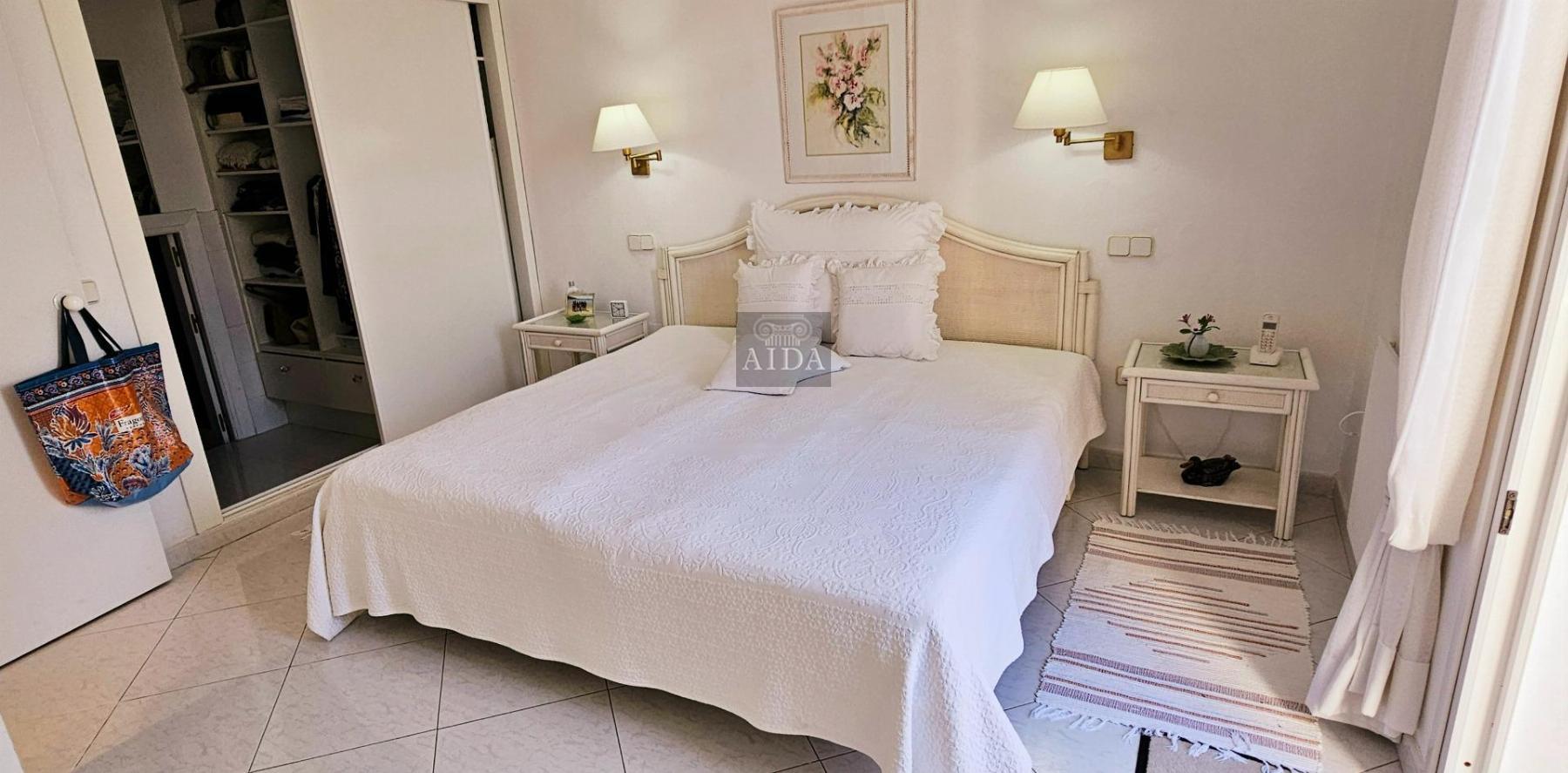 Venta de chalet en Estepona