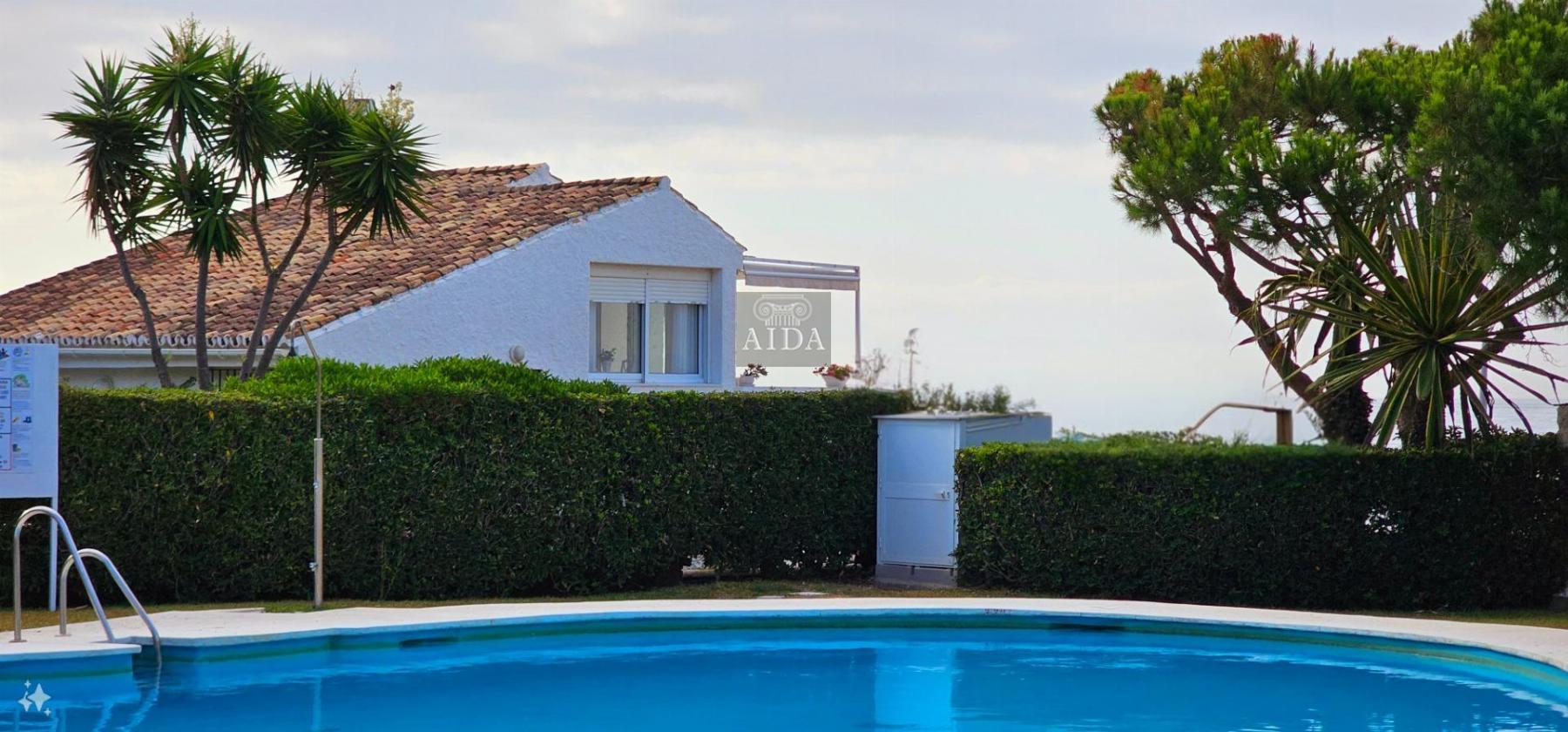 Venta de chalet en Estepona
