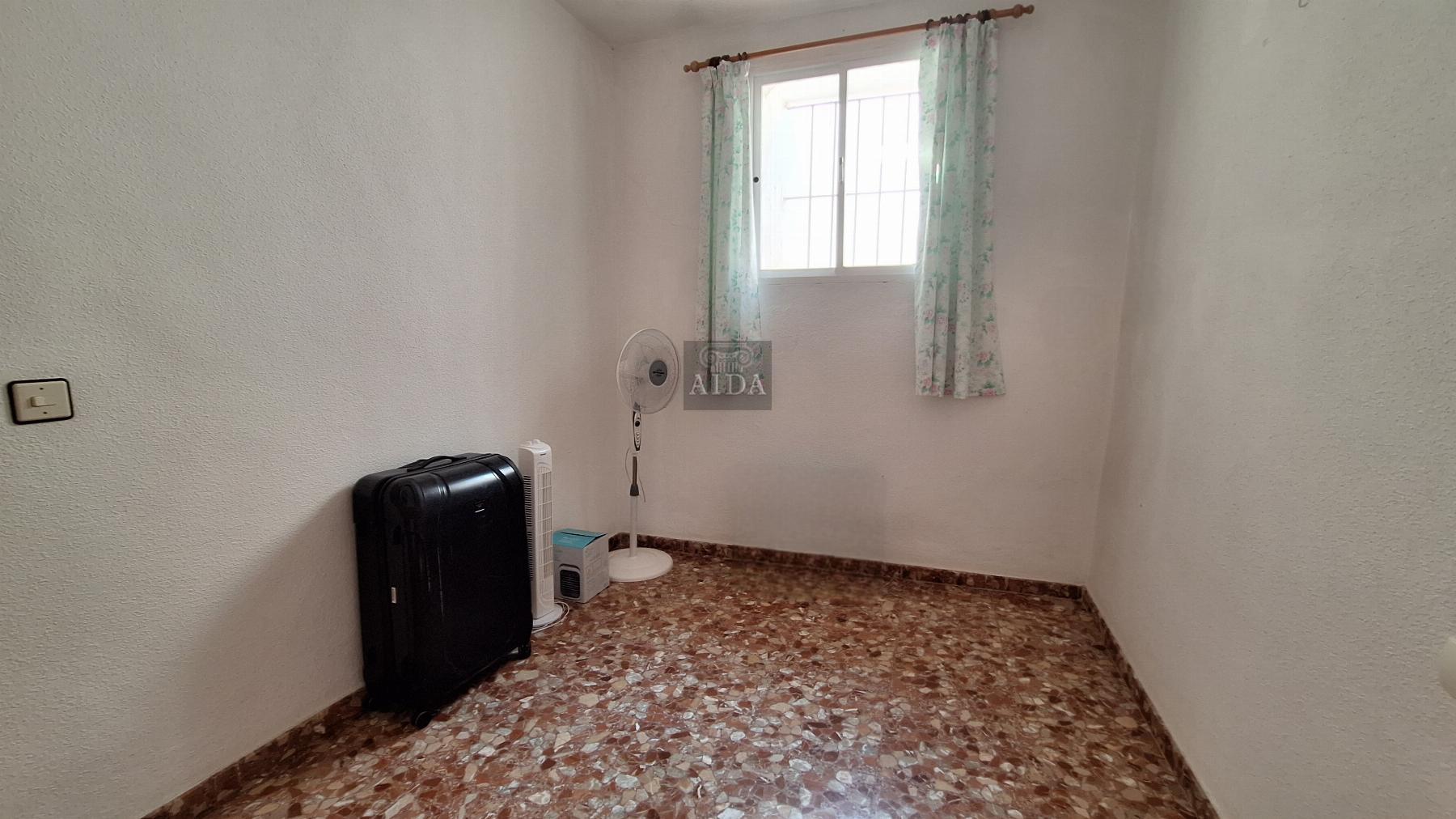For sale of house in Estepona