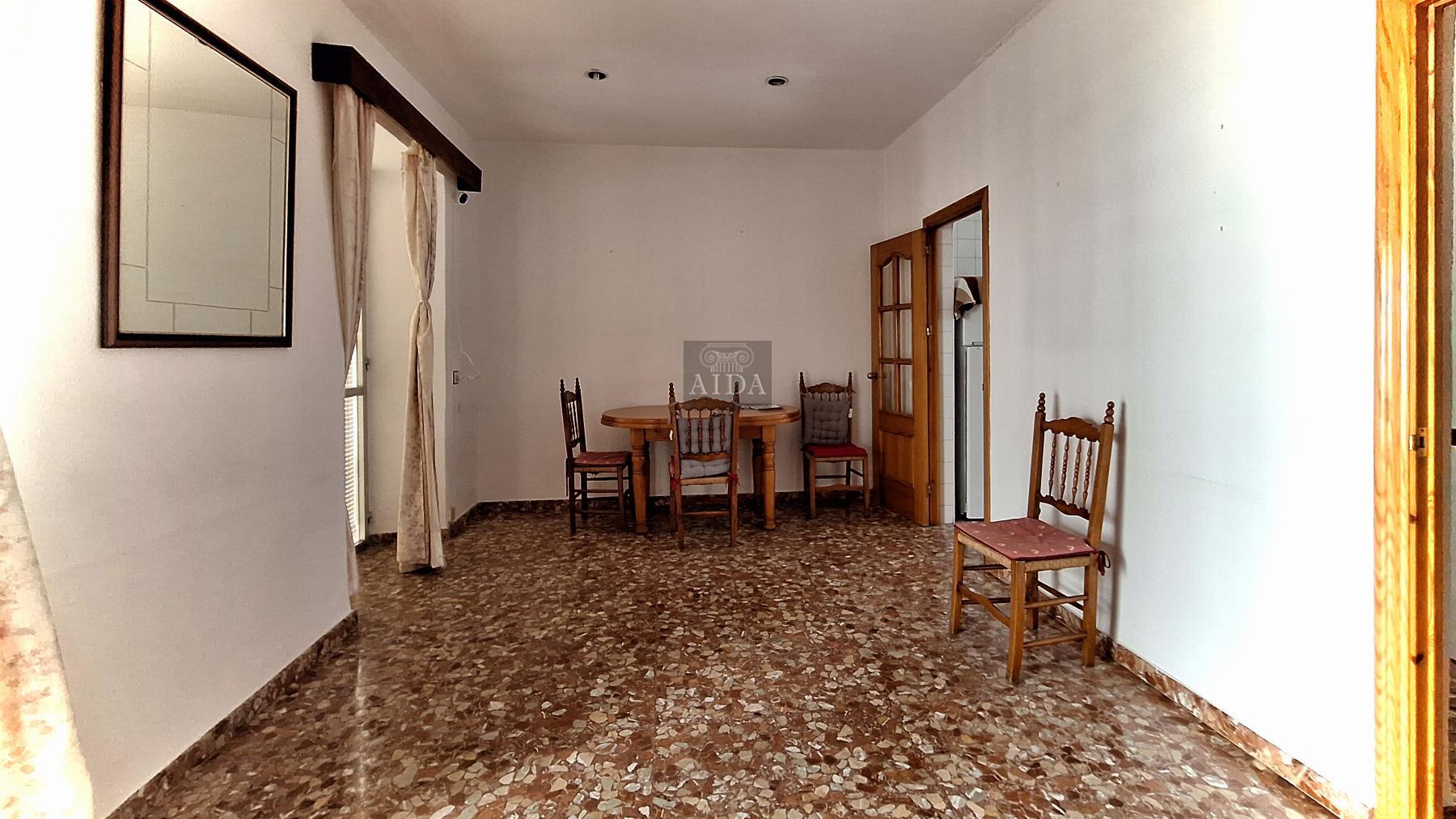 For sale of house in Estepona