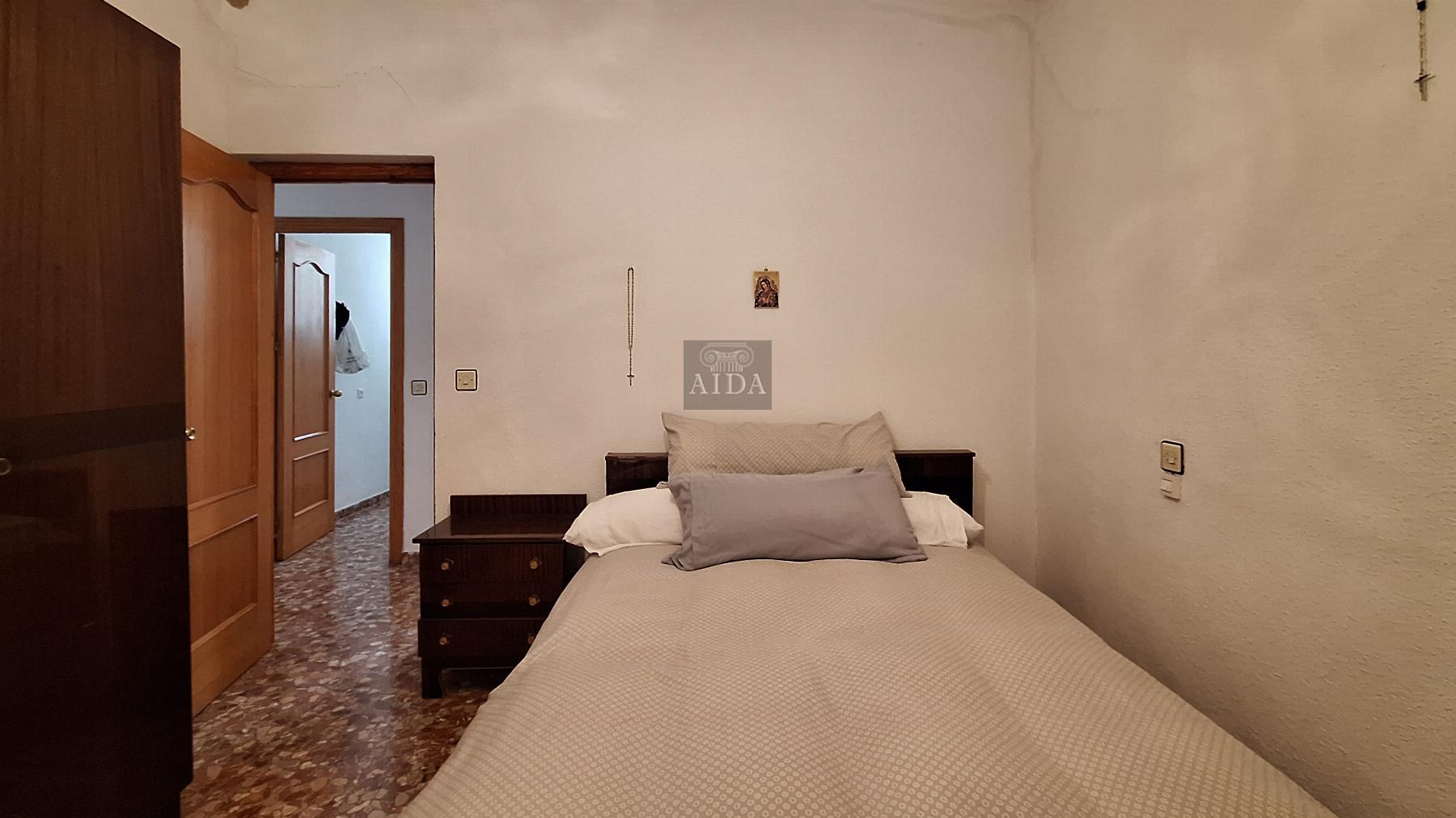 For sale of house in Estepona