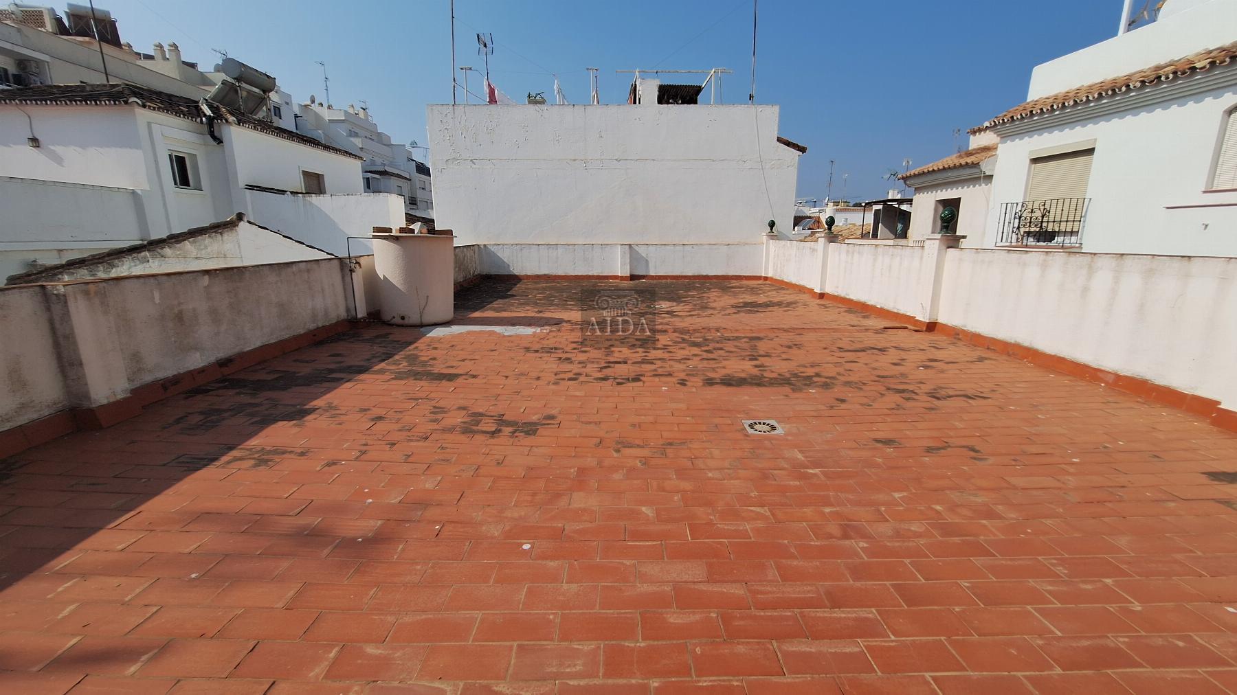 For sale of house in Estepona