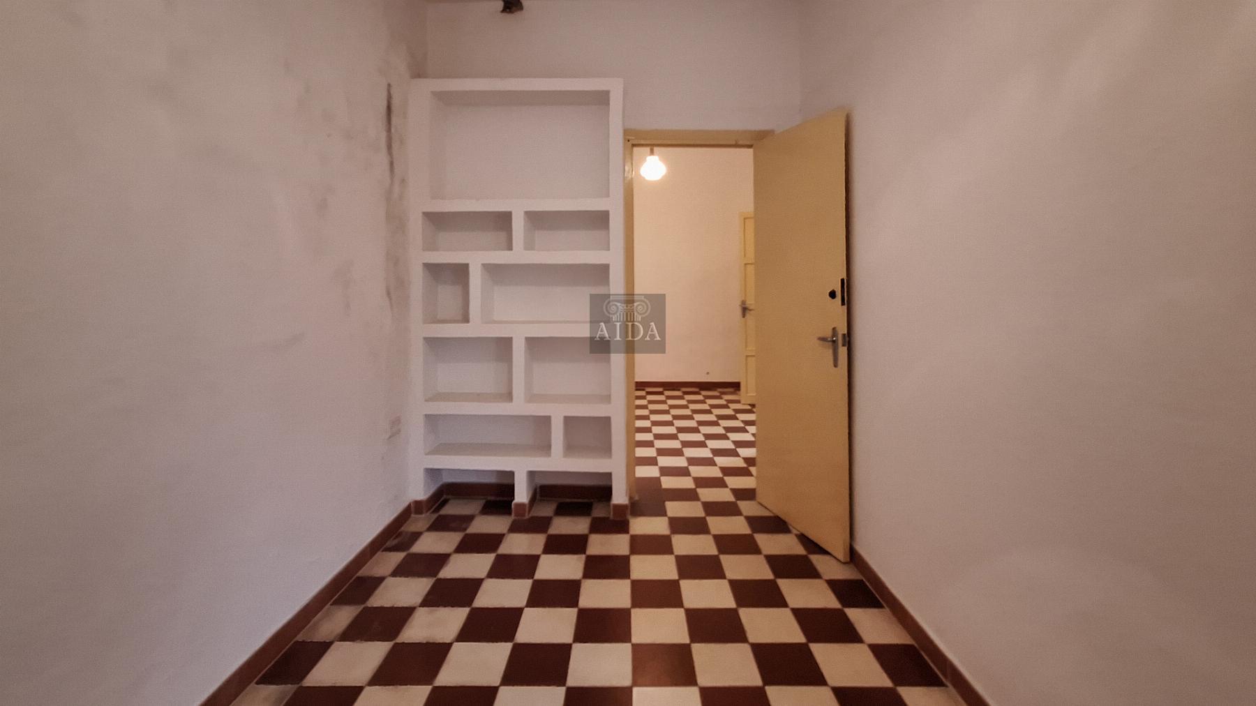 For sale of house in Estepona
